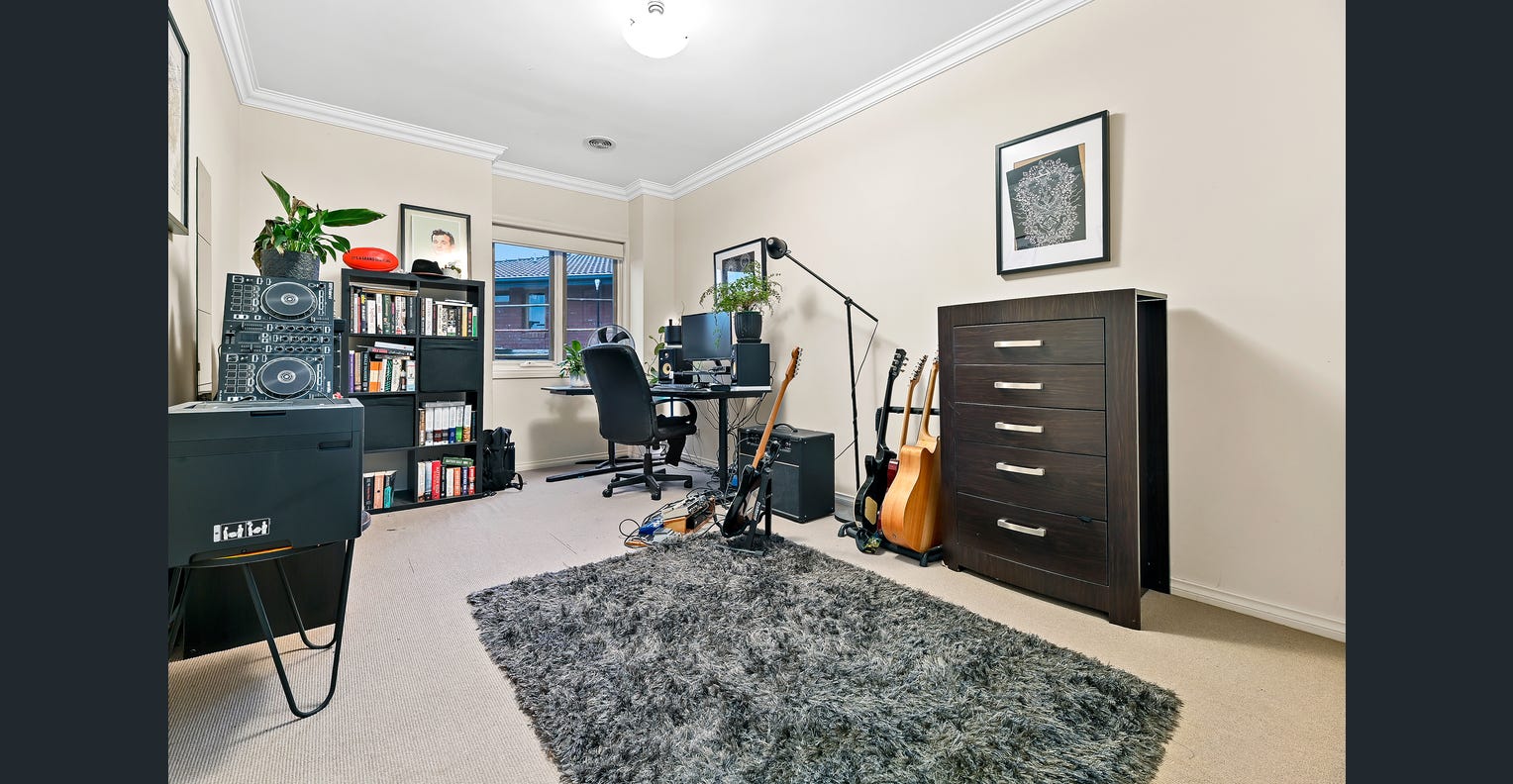 3 / 2 Kuebler Street, Glen Waverley