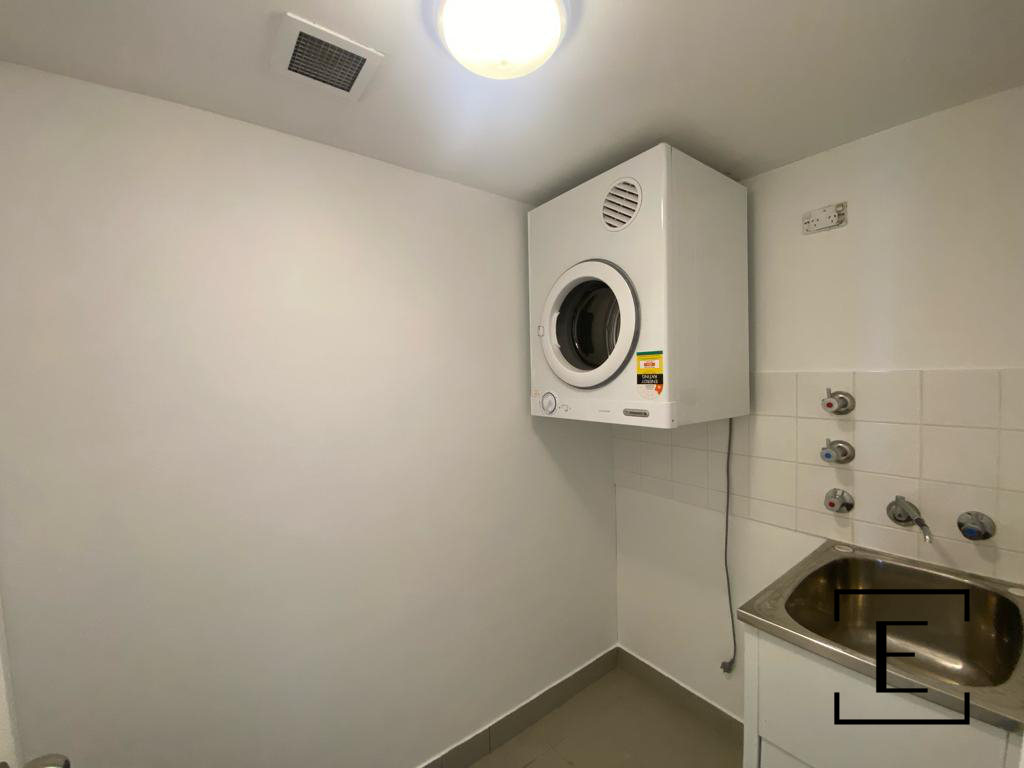 1605 / 12 Glen Street, Milsons Point