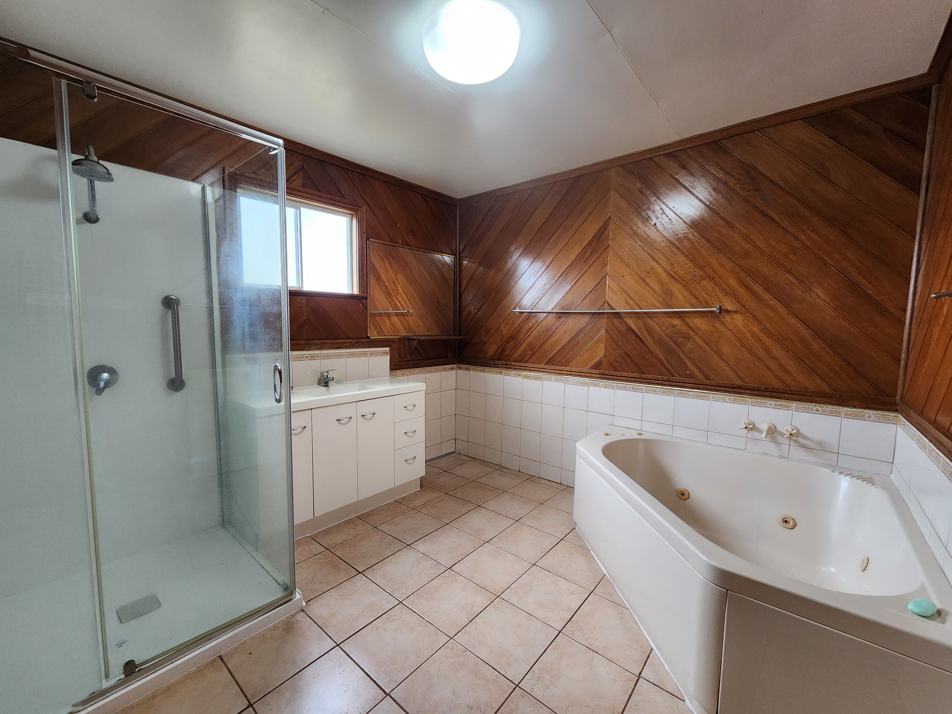 38 Main Street, Tolga