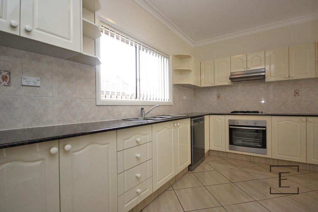 2 / 7 Montrose Road, Abbotsford