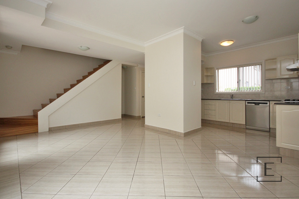 2 / 7 Montrose Road, Abbotsford