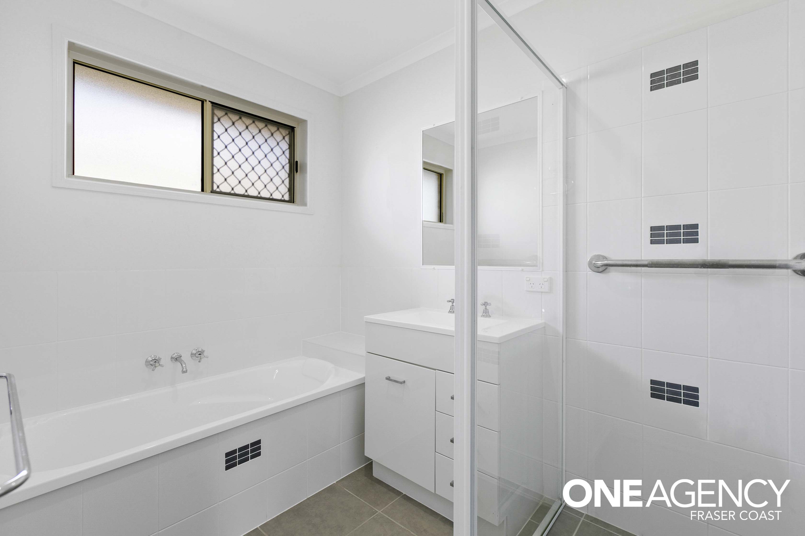 14 Crystal Court, Urangan