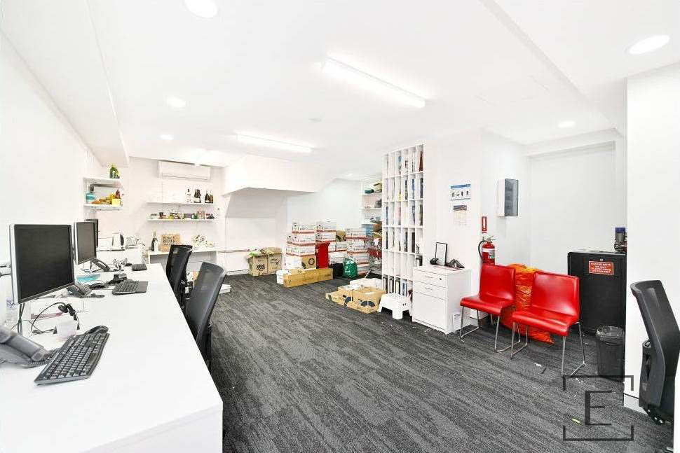 1 / 112 Majors Bay Road, Concord