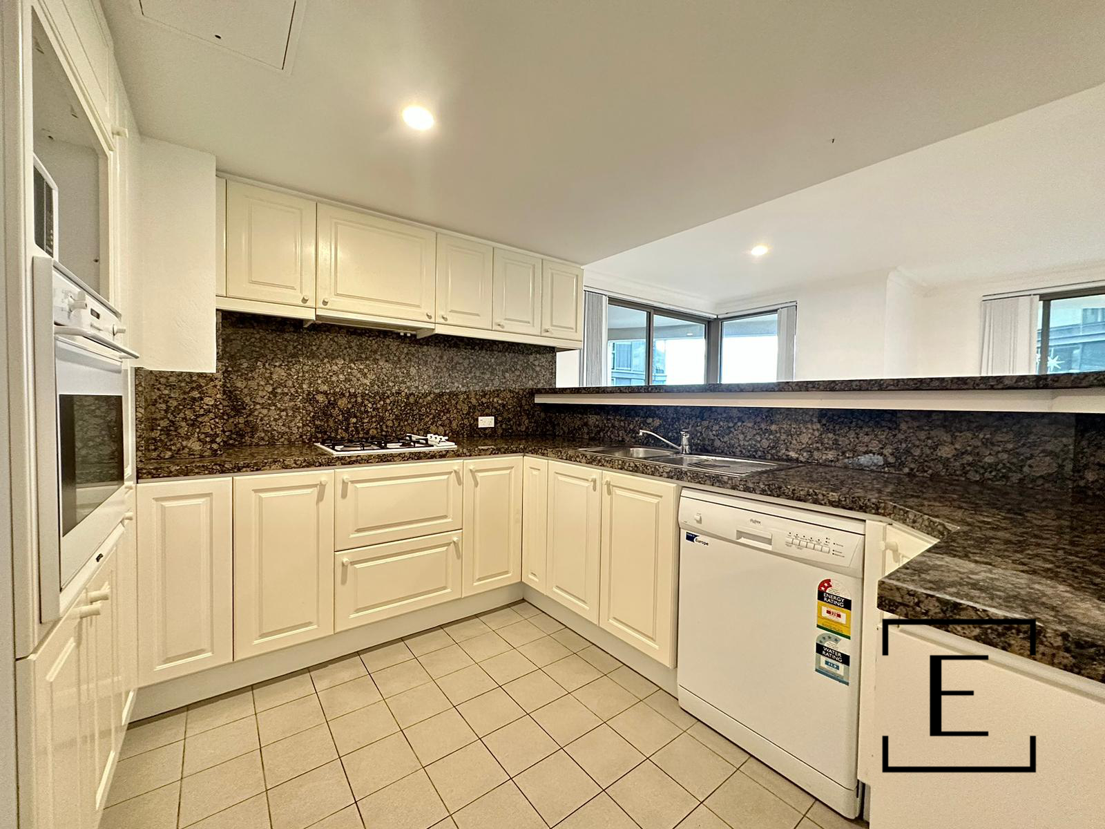 1605 / 12 Glen Street, Milsons Point