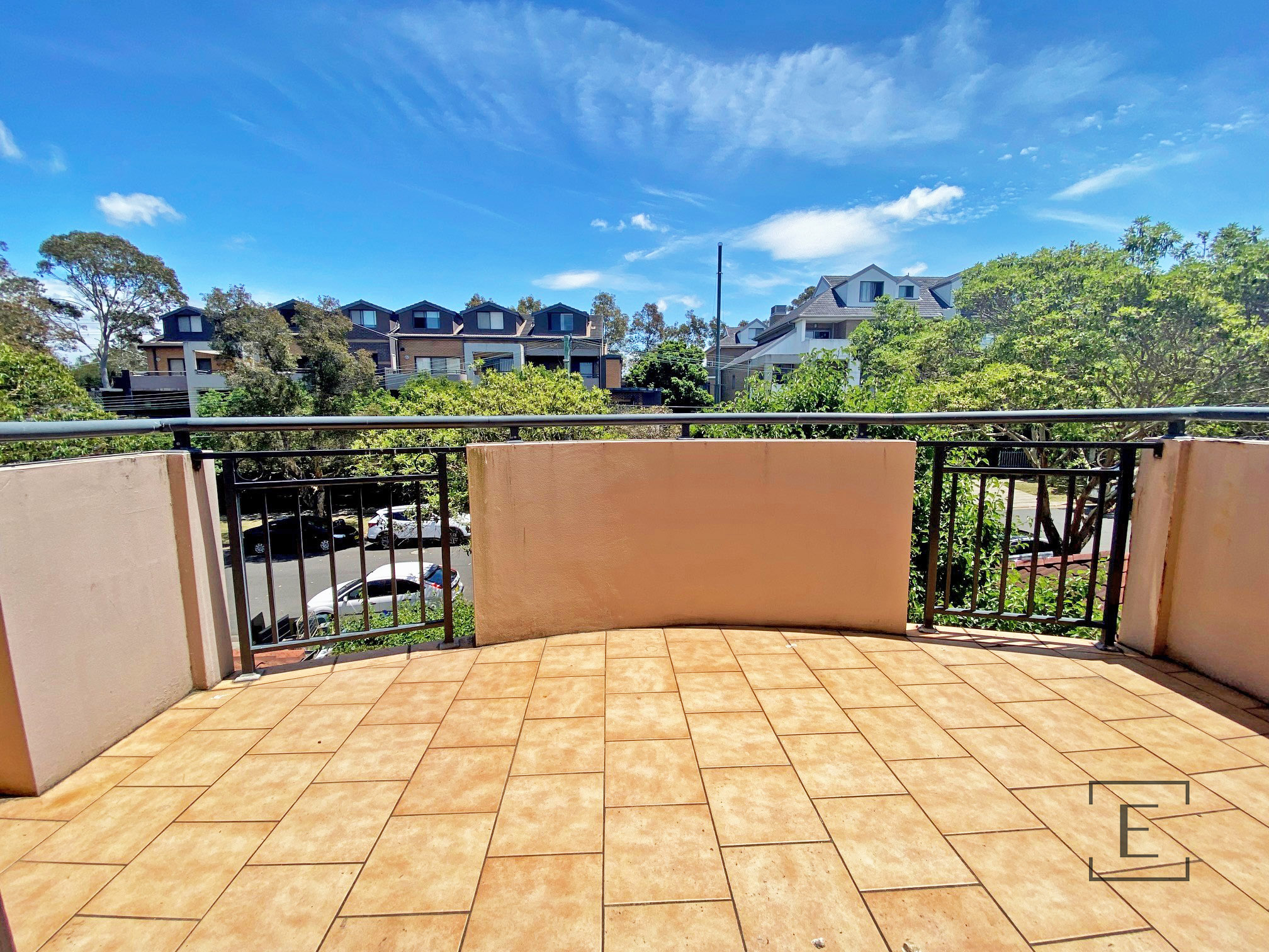 5 / 18 Eastbourne Road, Homebush West