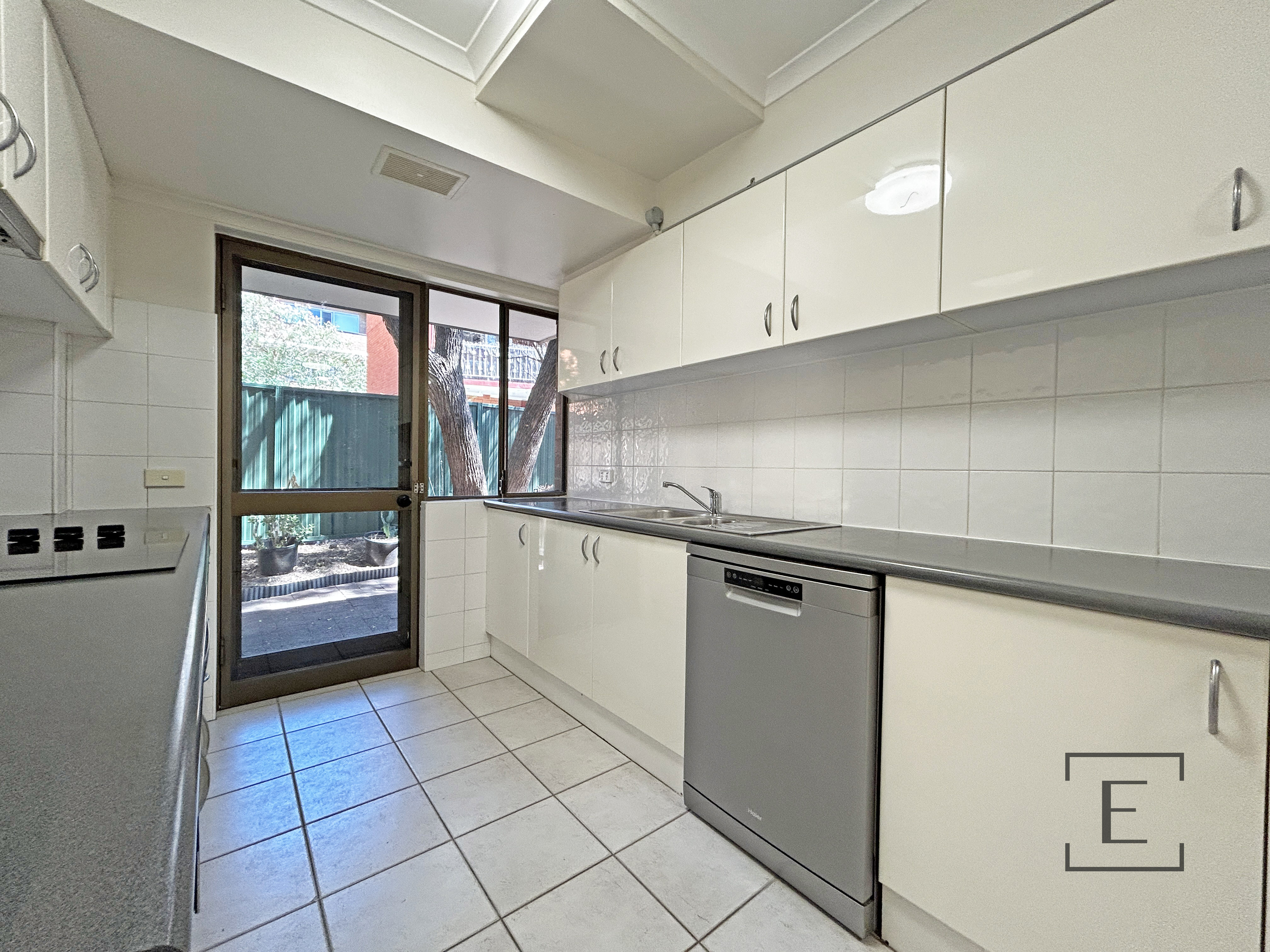 4 / 10 Tranmere Street, Drummoyne