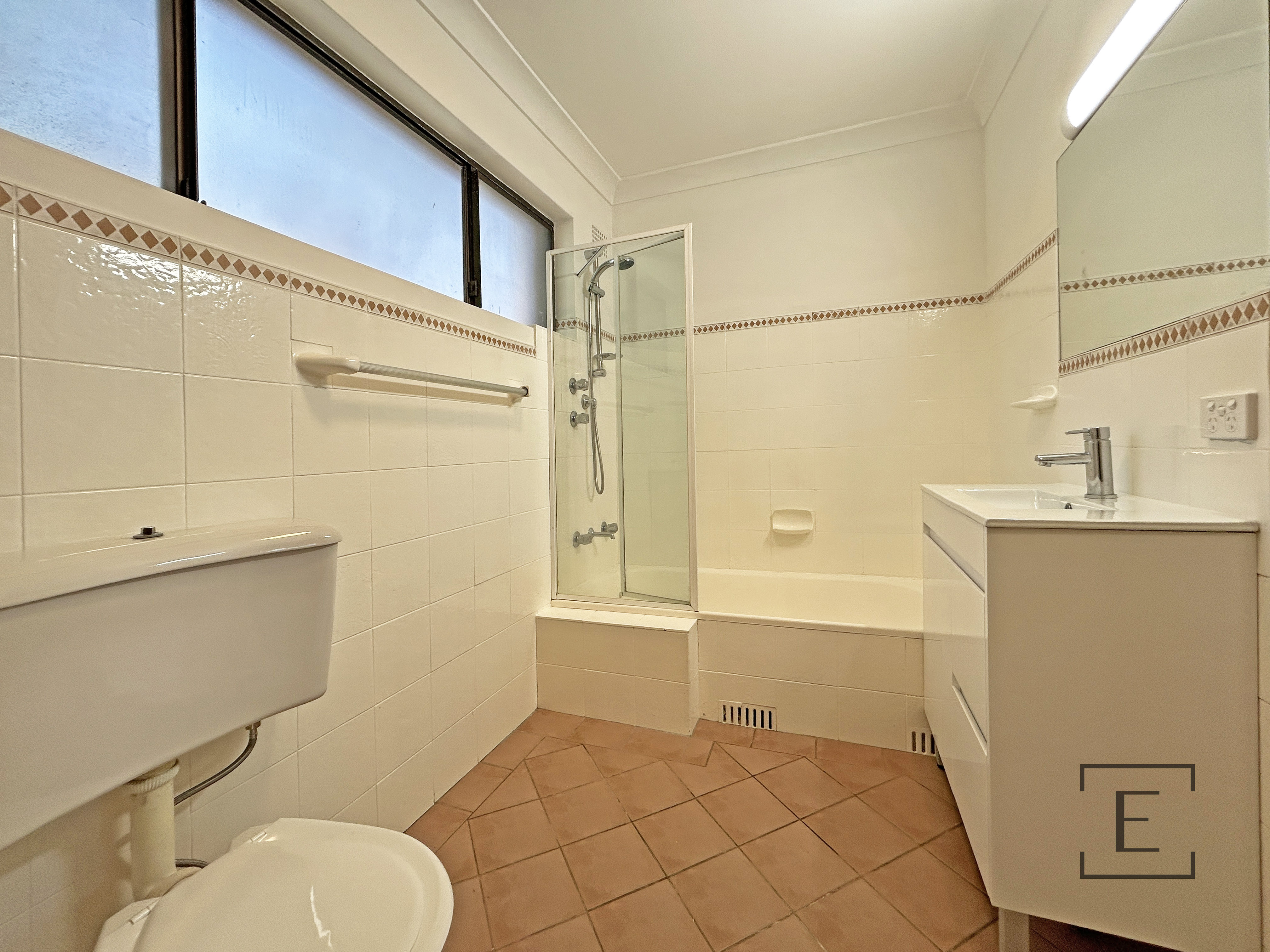 4 / 10 Tranmere Street, Drummoyne