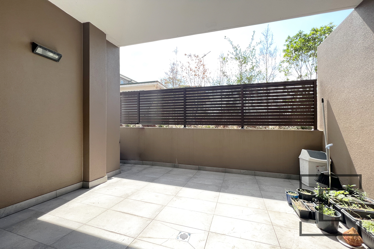 4 / 12 Mandemar Avenue, Homebush West