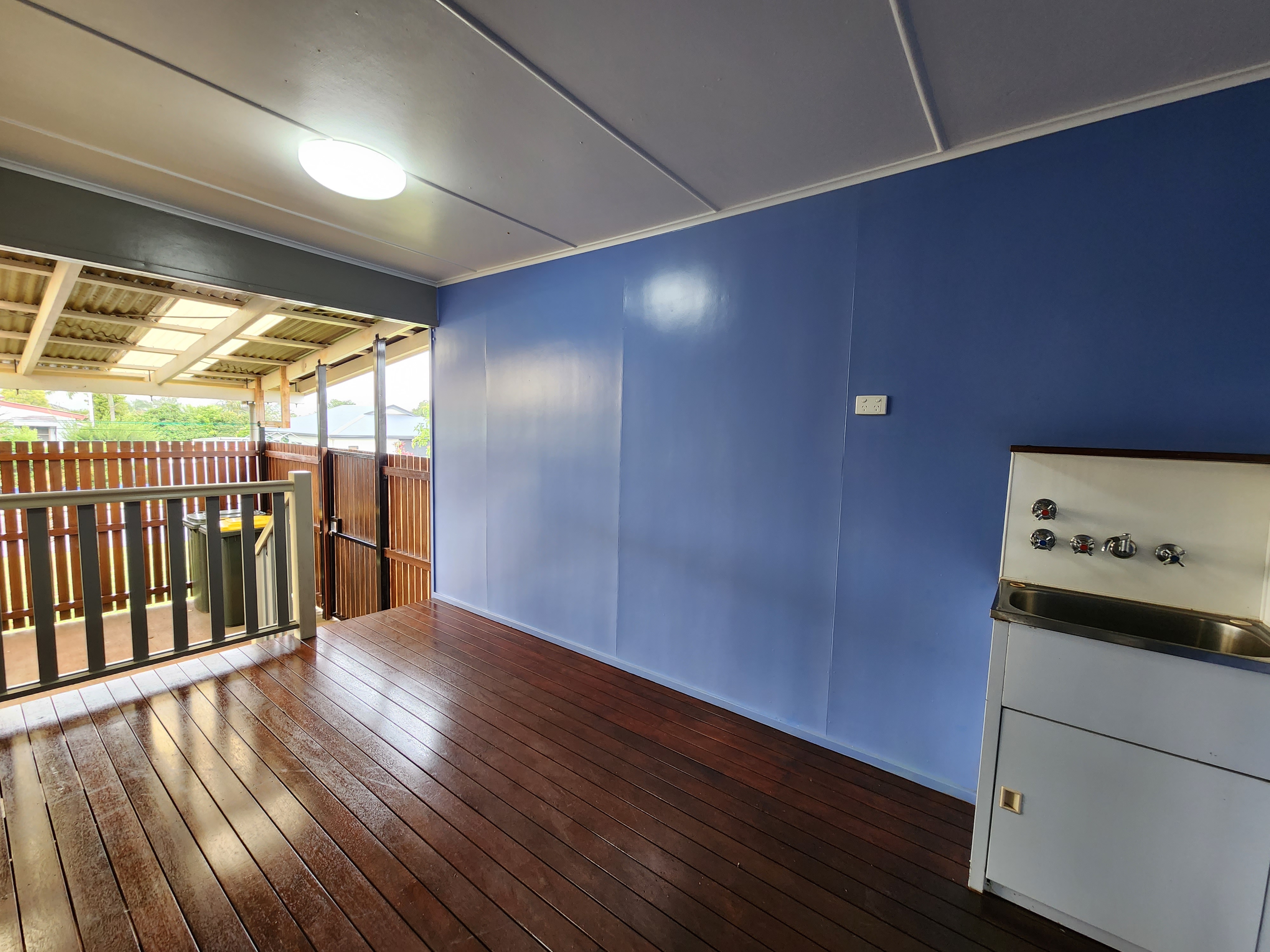 12 Gray Street, Atherton