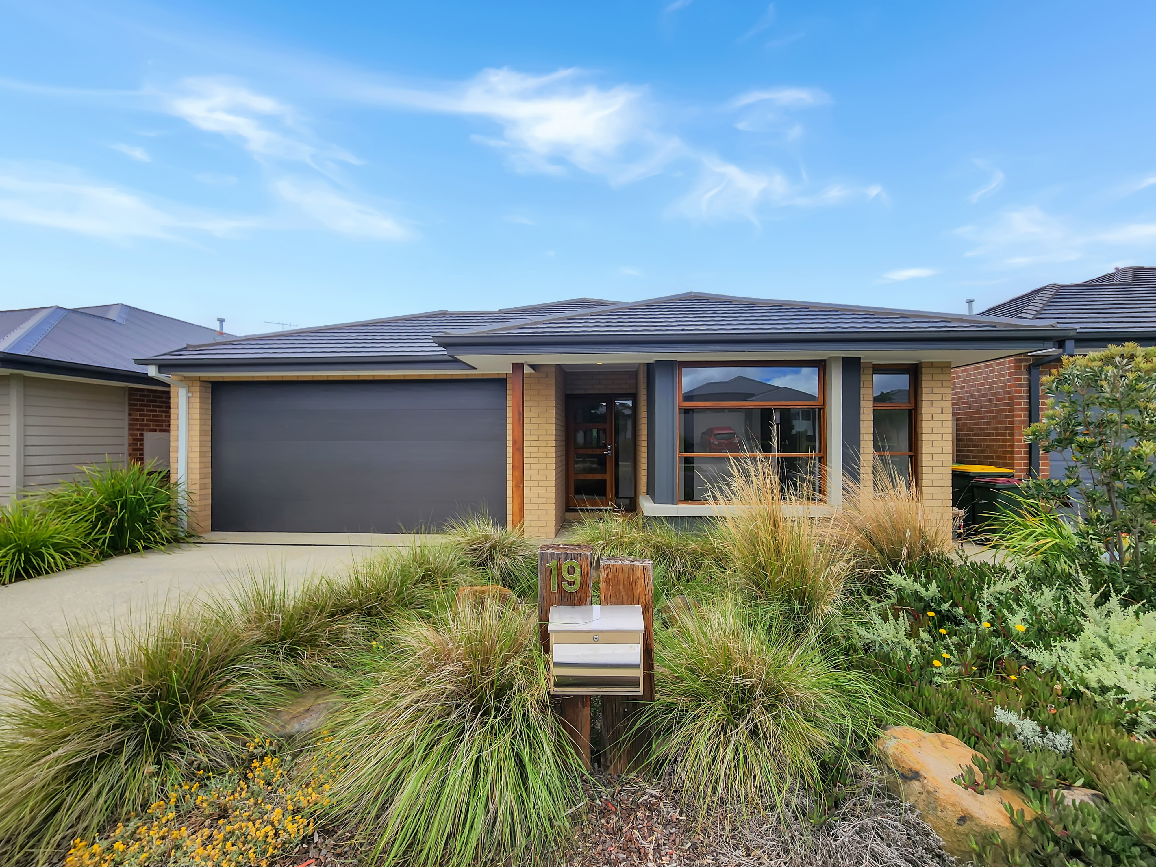 Listing image for 19 Garfield Drive, ARMSTRONG CREEK  VIC  3217