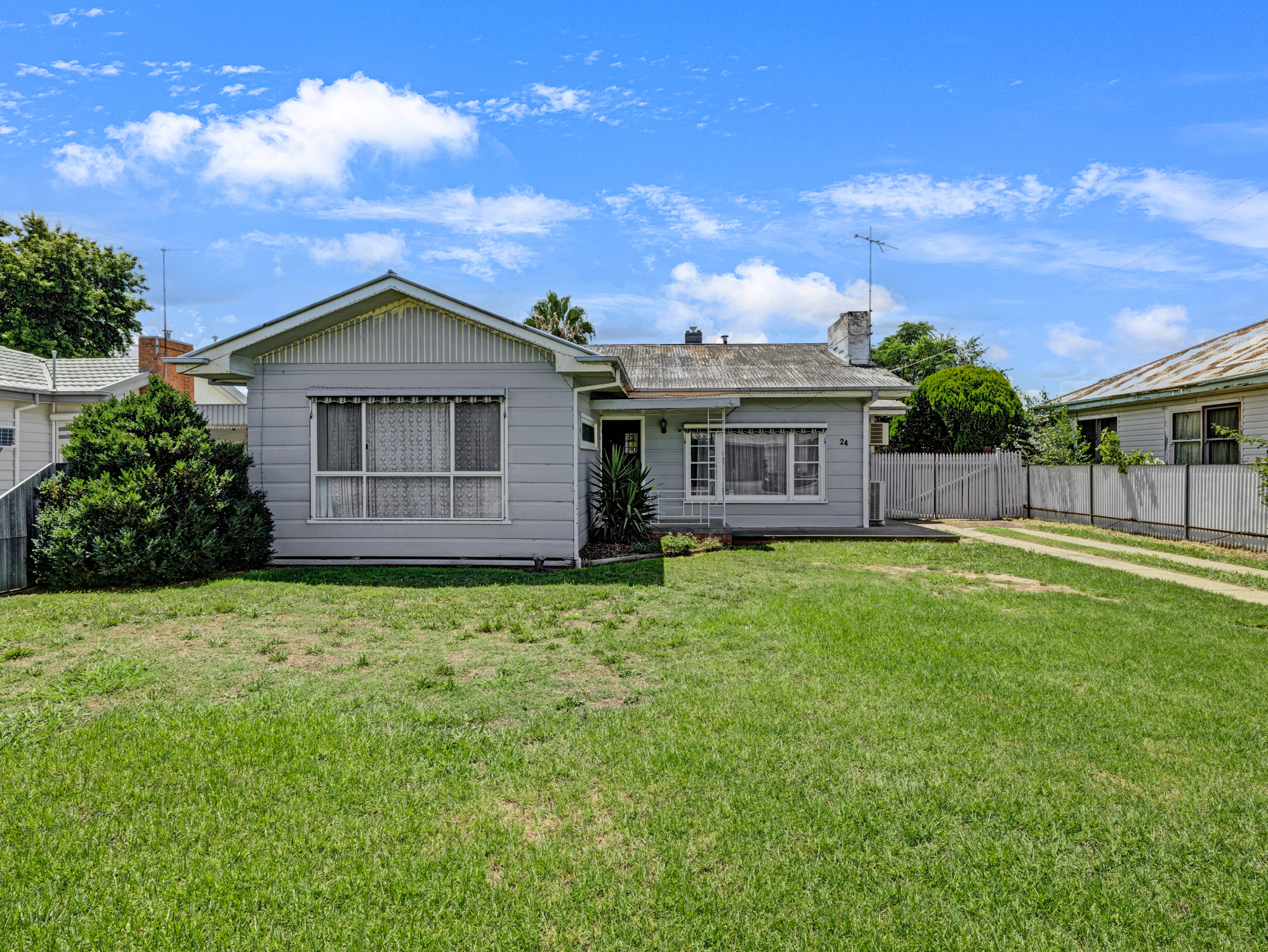 24 Garnet Avenue, Wangaratta