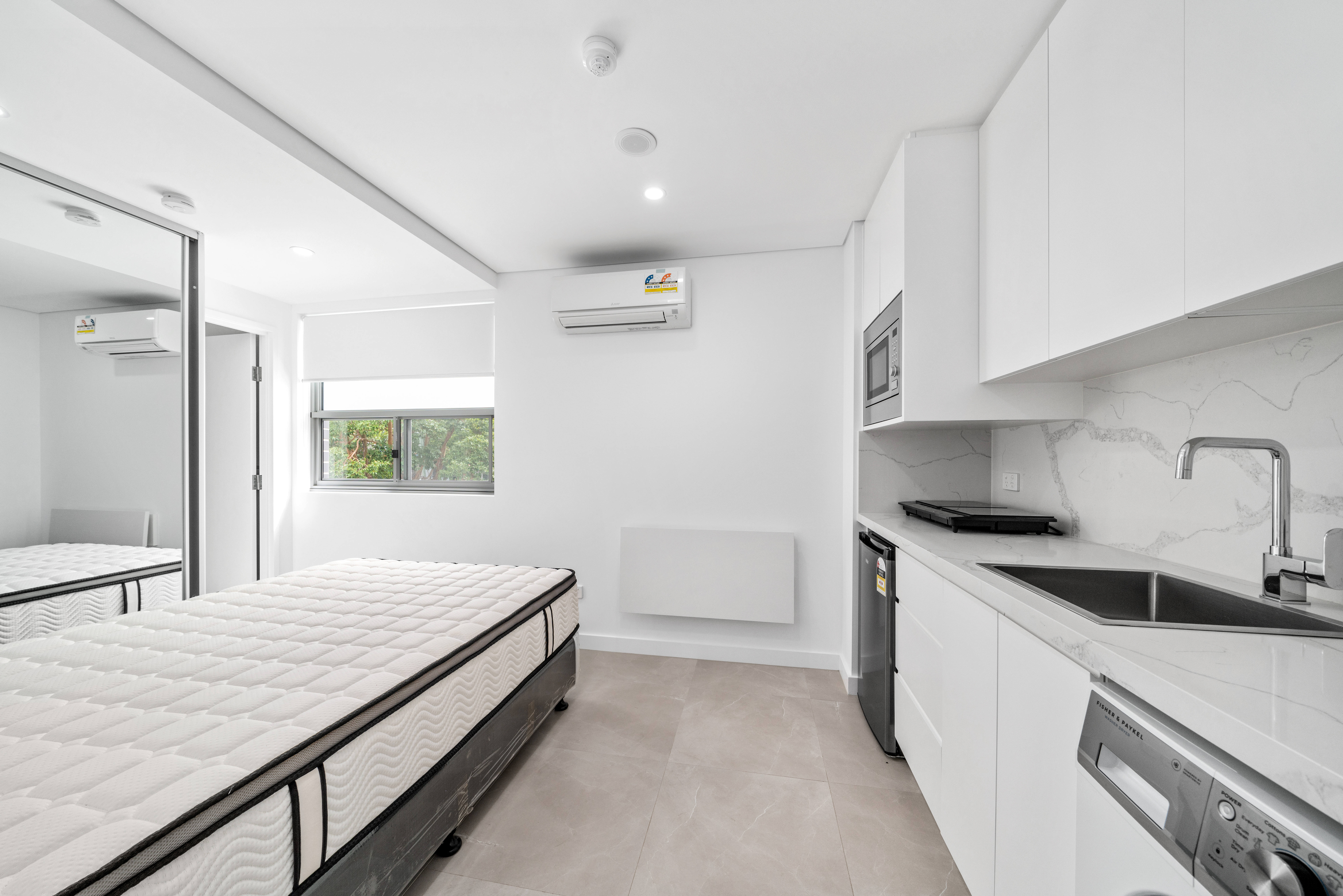 44 Henley Road, Homebush West