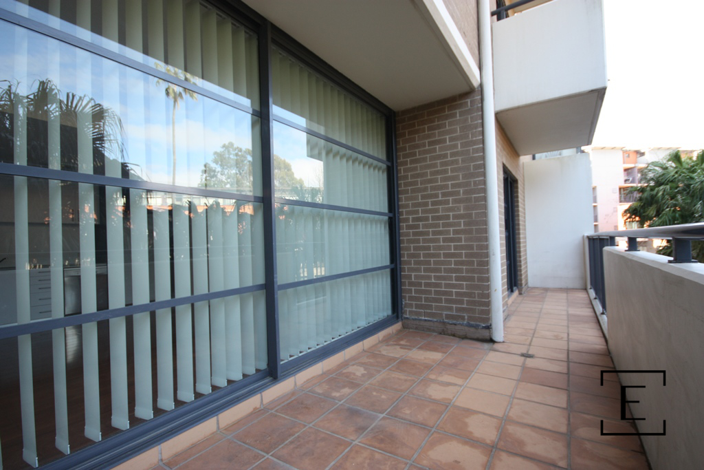 212E / 138 Carillon Avenue, Newtown