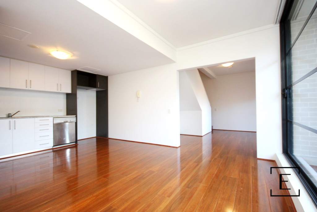 212E / 138 Carillon Avenue, Newtown