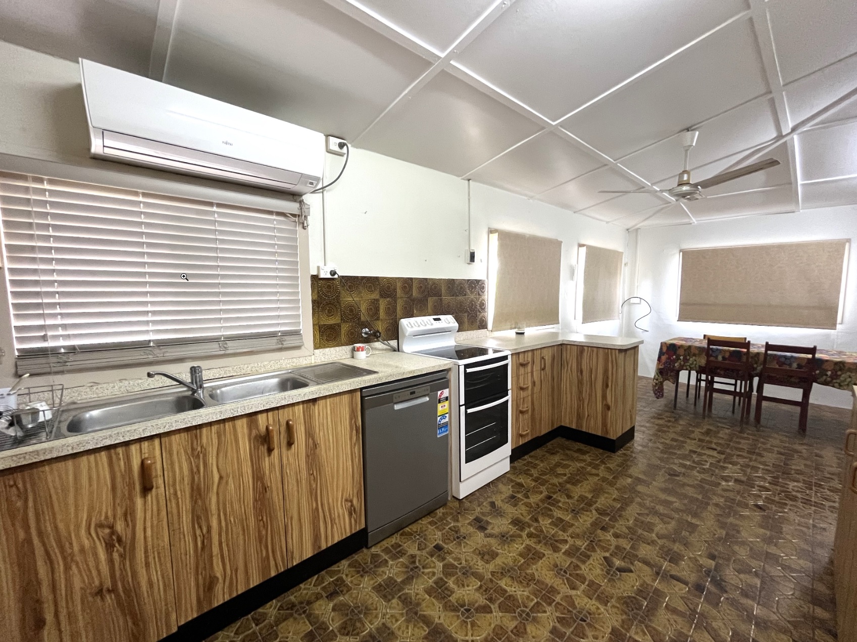 65 Raleigh Street, Dimbulah