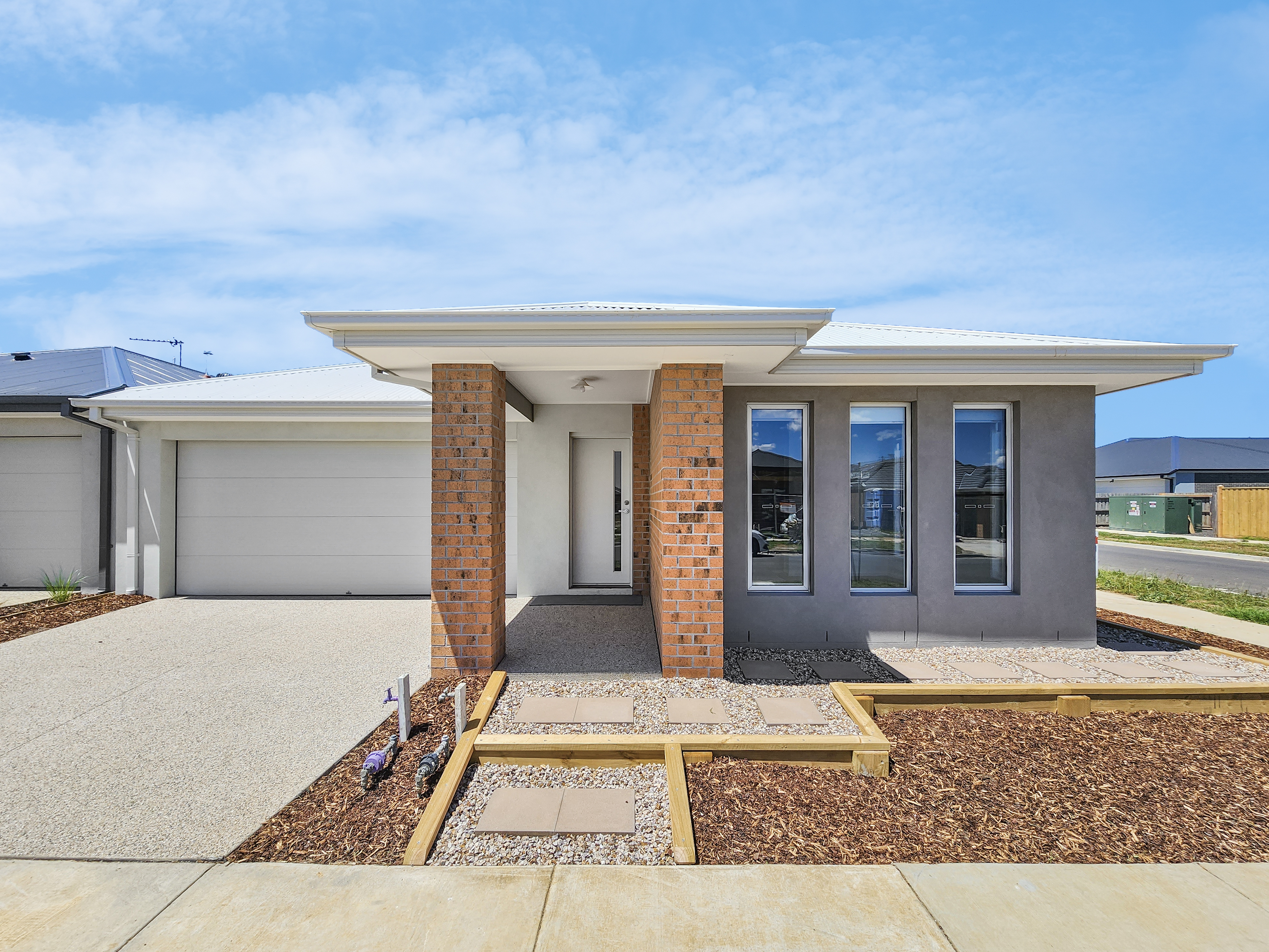 Listing image for 11 Supen Street, MOUNT DUNEED  VIC  3217