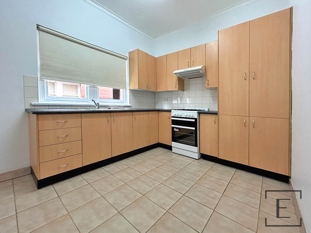 2 / 16A Liverpool Road, Summer Hill