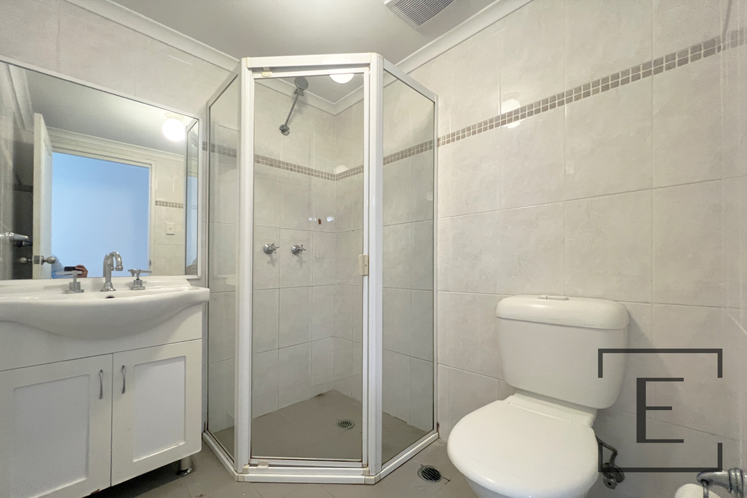 1 / 50-54 Henley Road, Homebush West