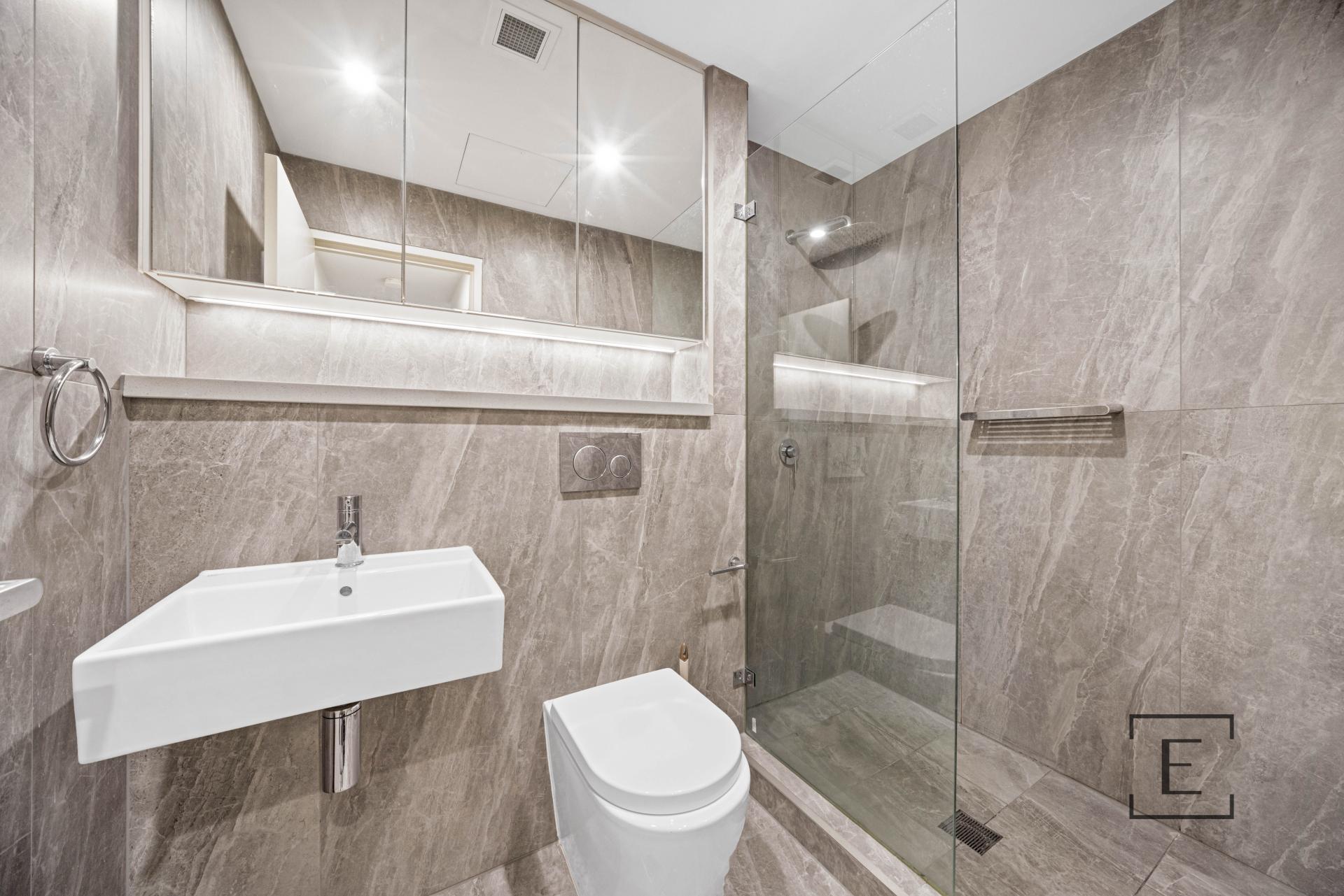 8 / 25 Smallwood Avenue, Homebush