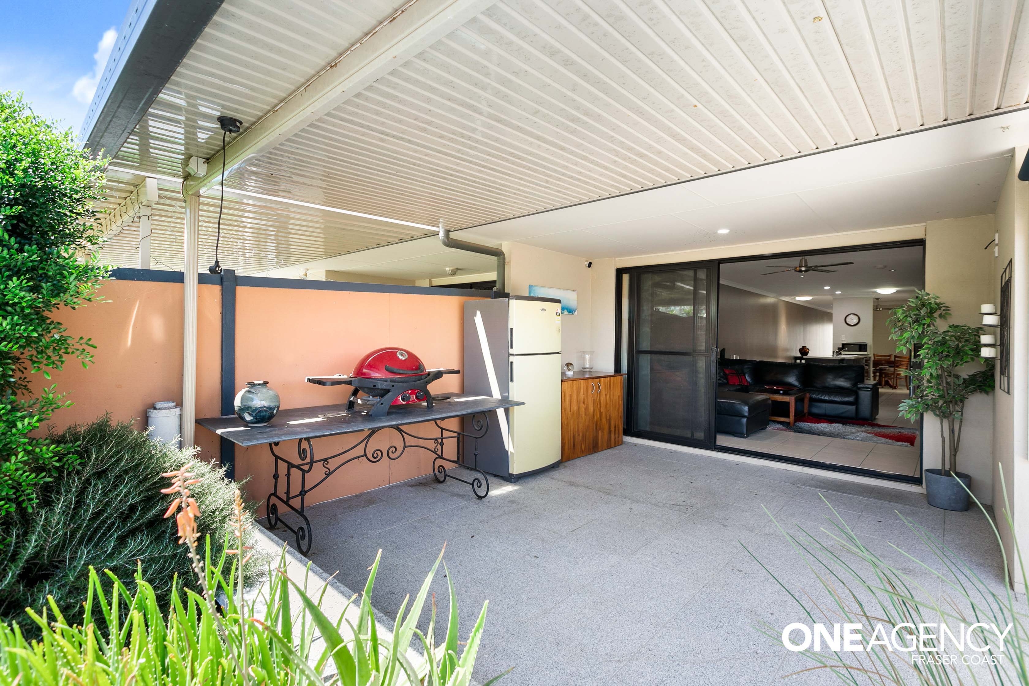 1 / 9 Carlisle Court, Kawungan