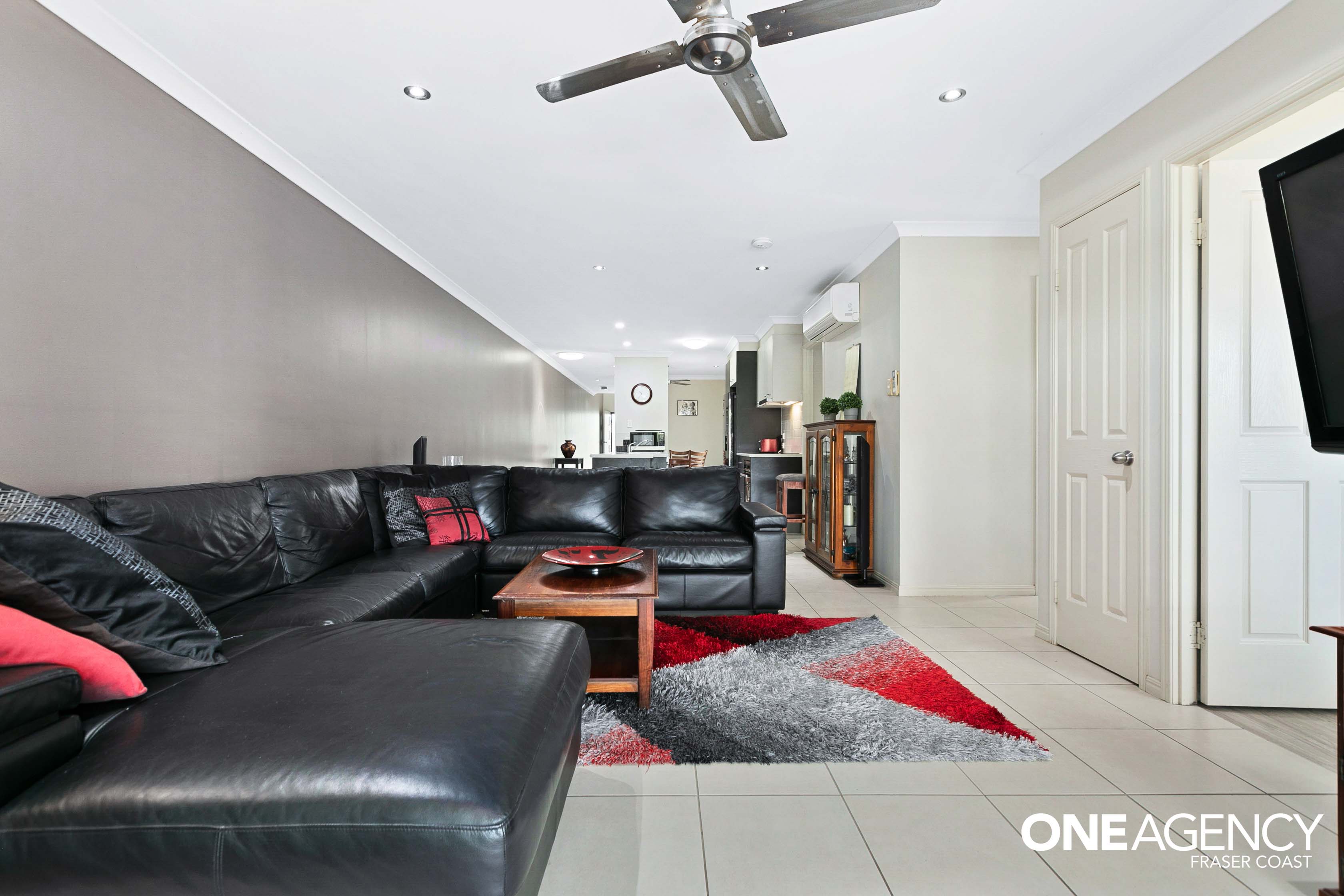 1 / 9 Carlisle Court, Kawungan