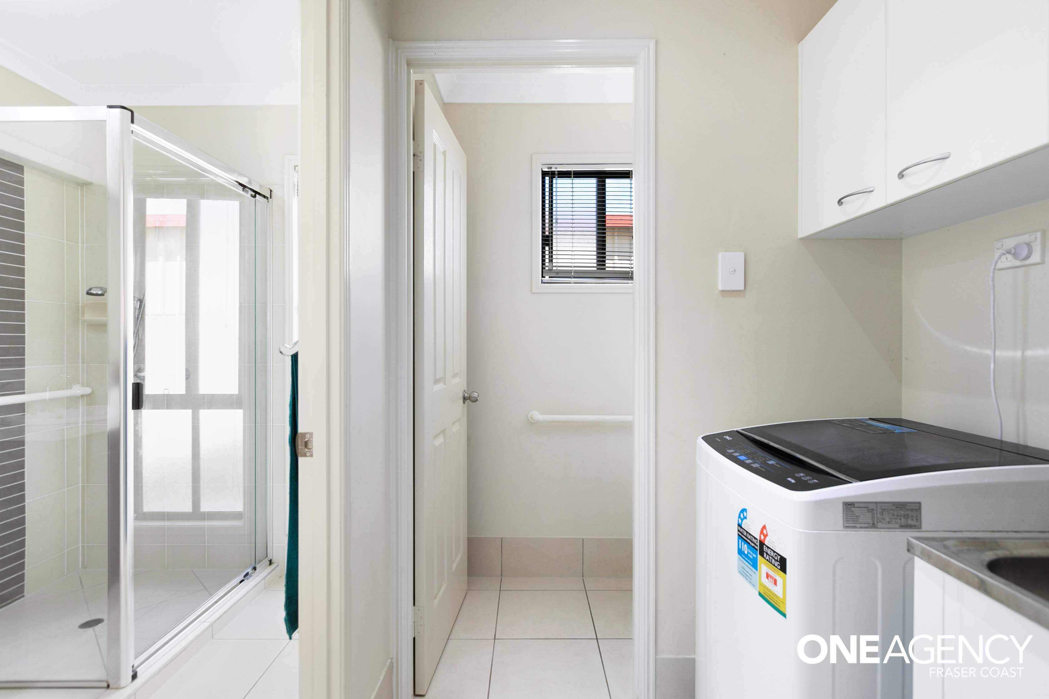 1 / 9 Carlisle Court, Kawungan