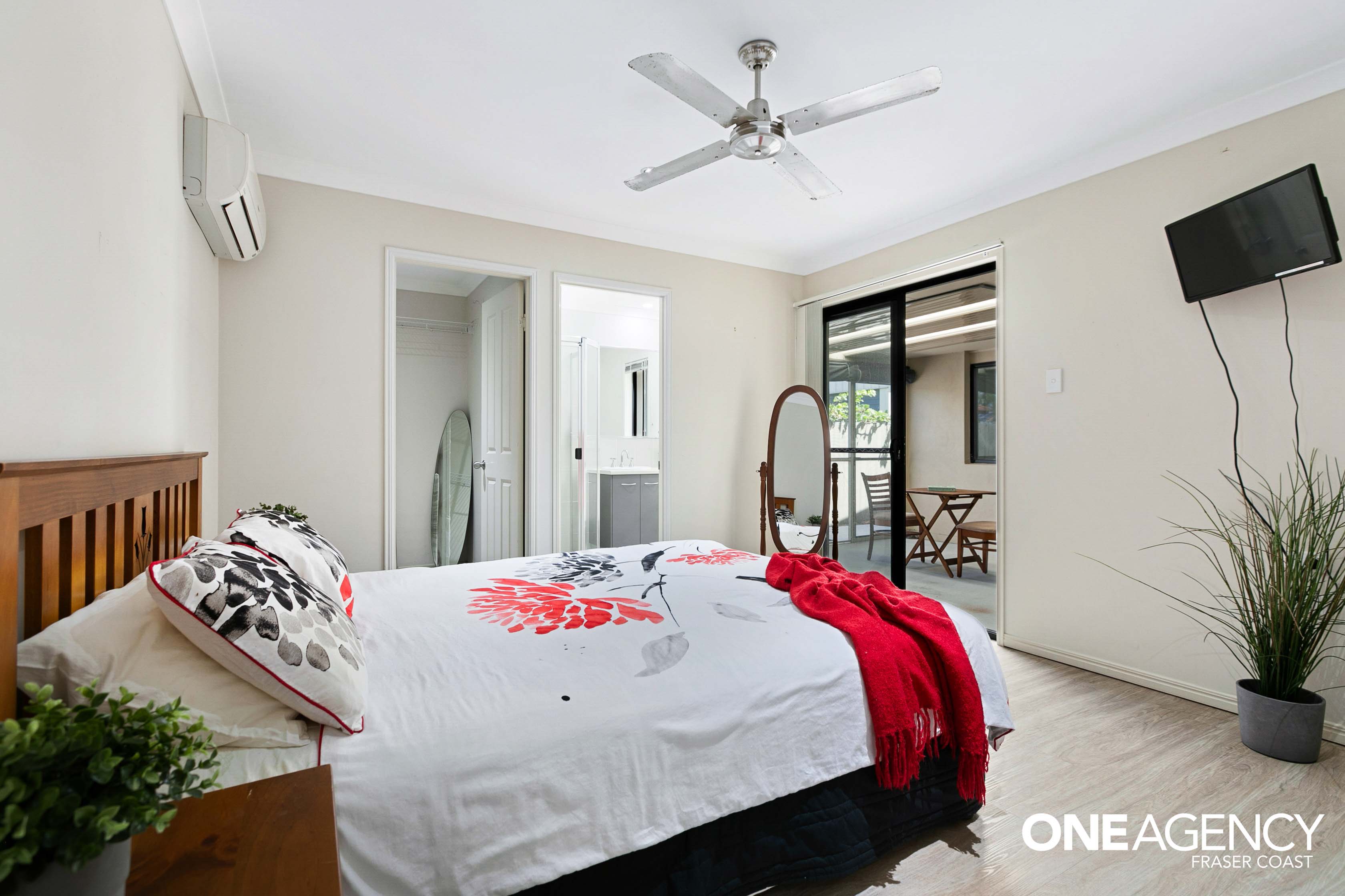 1 / 9 Carlisle Court, Kawungan