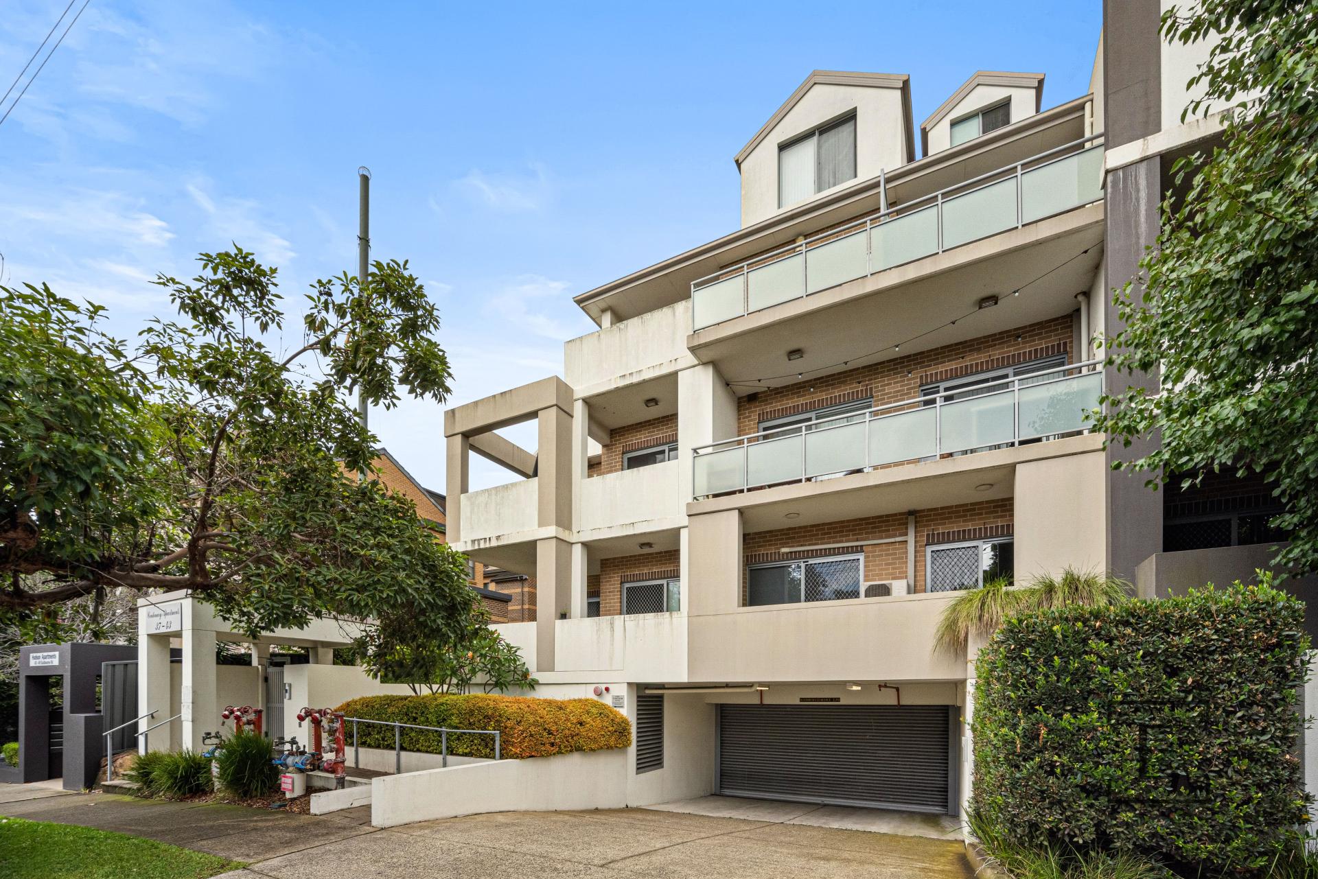 31 / 37-43 Eastbourne Road, Homebush West