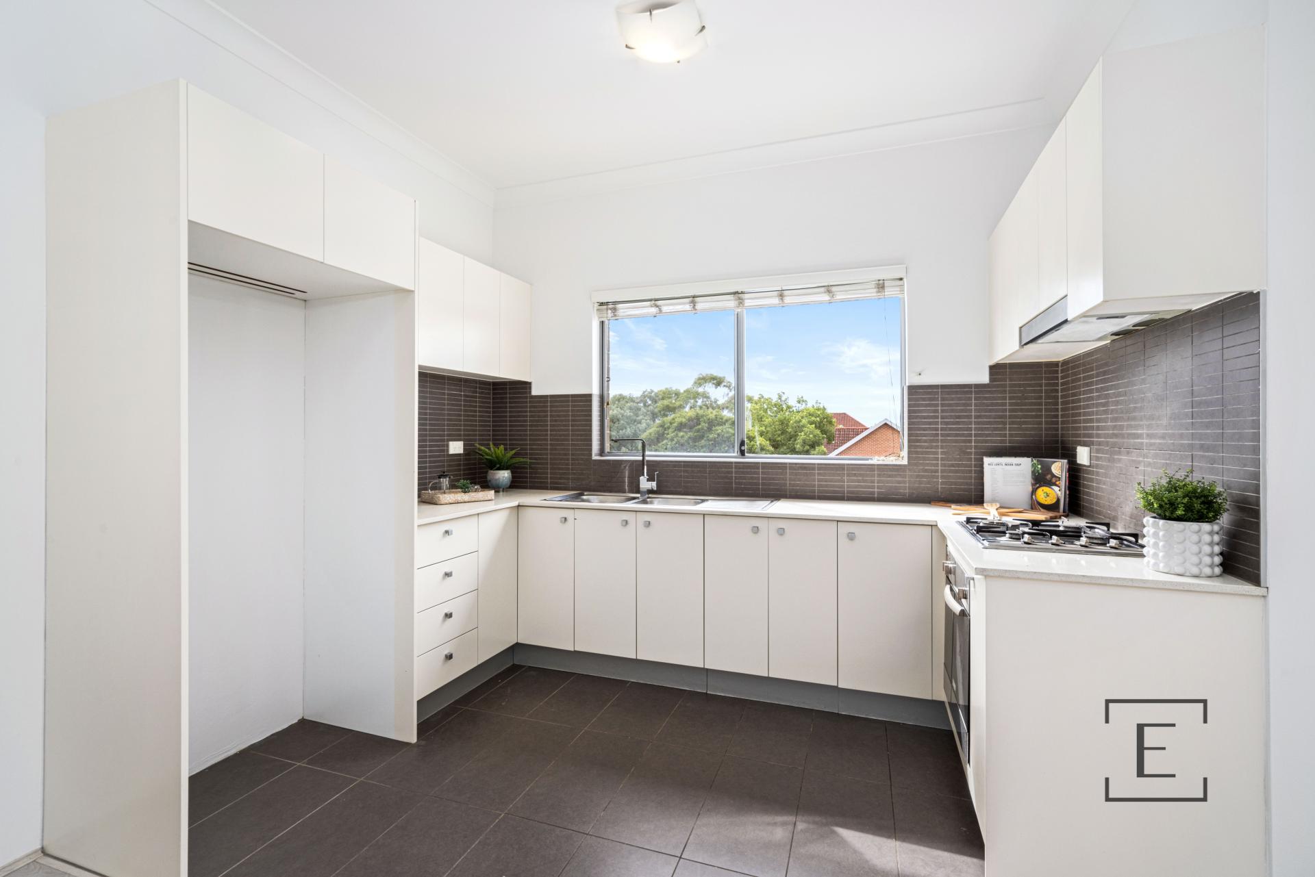 31 / 37-43 Eastbourne Road, Homebush West