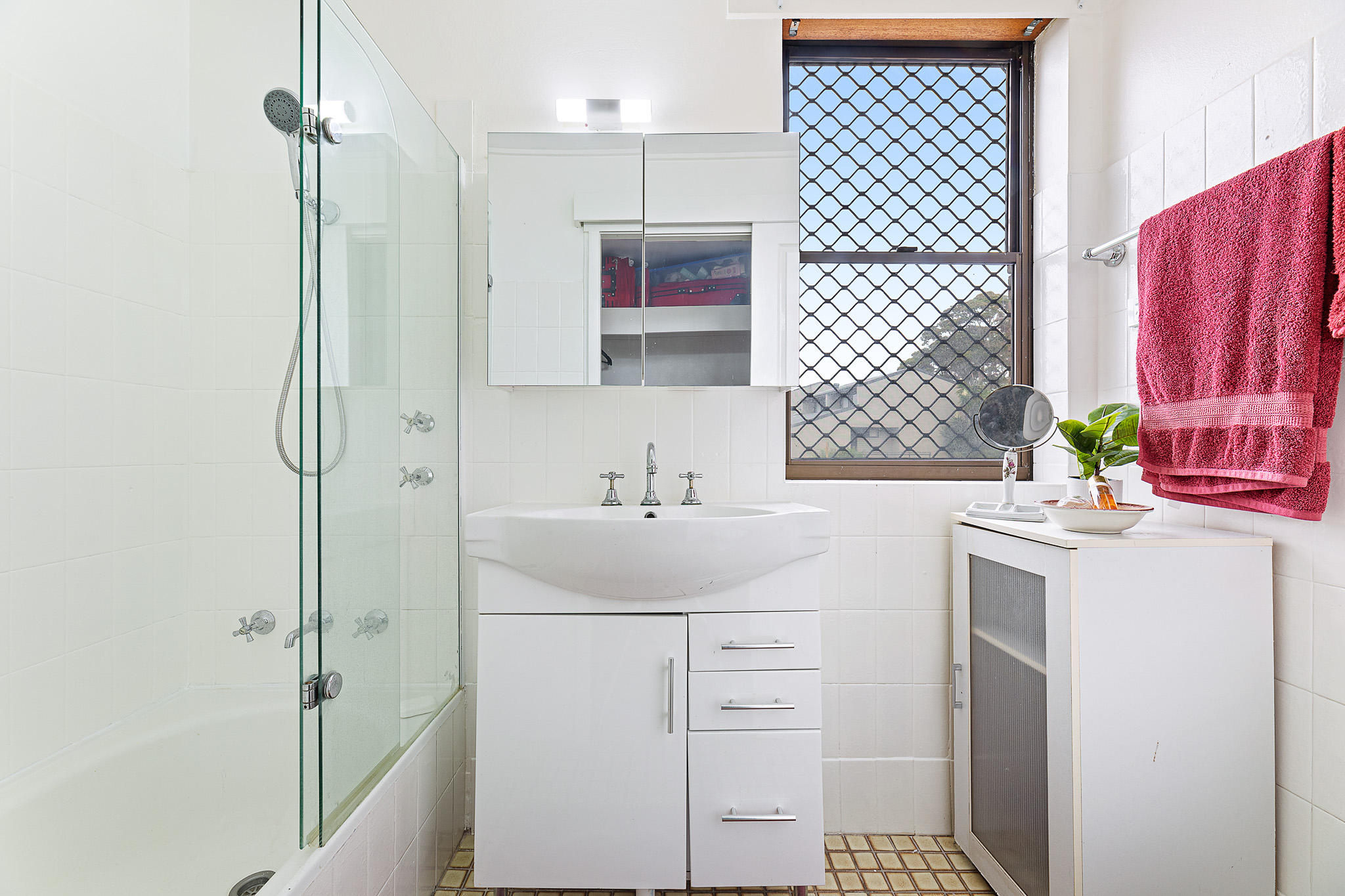 1 / 145 Wagonga Street, Narooma