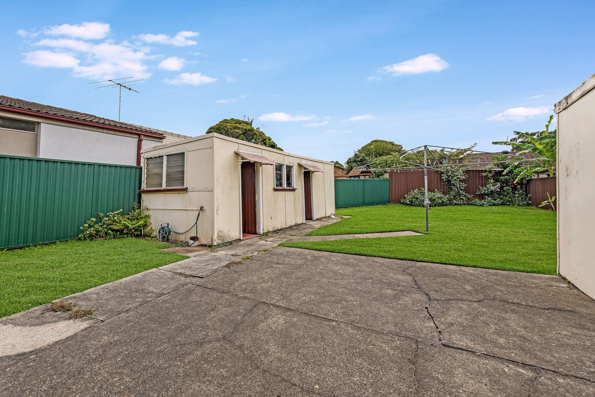 228 PENSHURST STREET, Beverly Hills