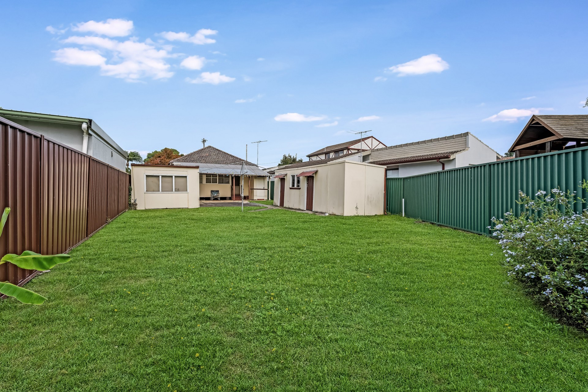 228 PENSHURST STREET, Beverly Hills