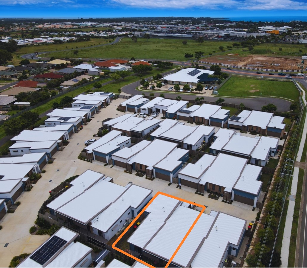 21 / 1 Links Court, Urraween