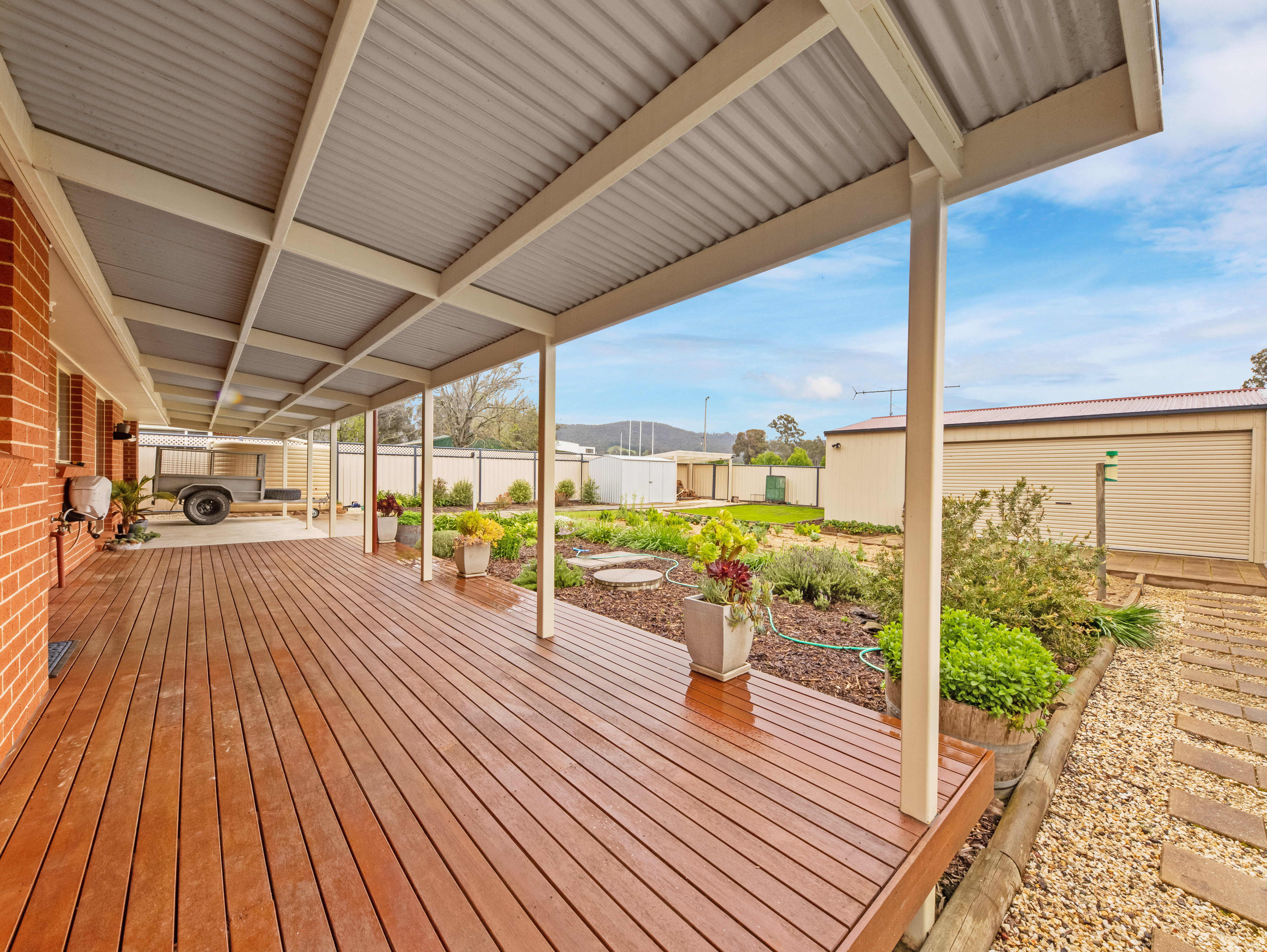 6147 Mansfield-Whitfield Road, Whitfield