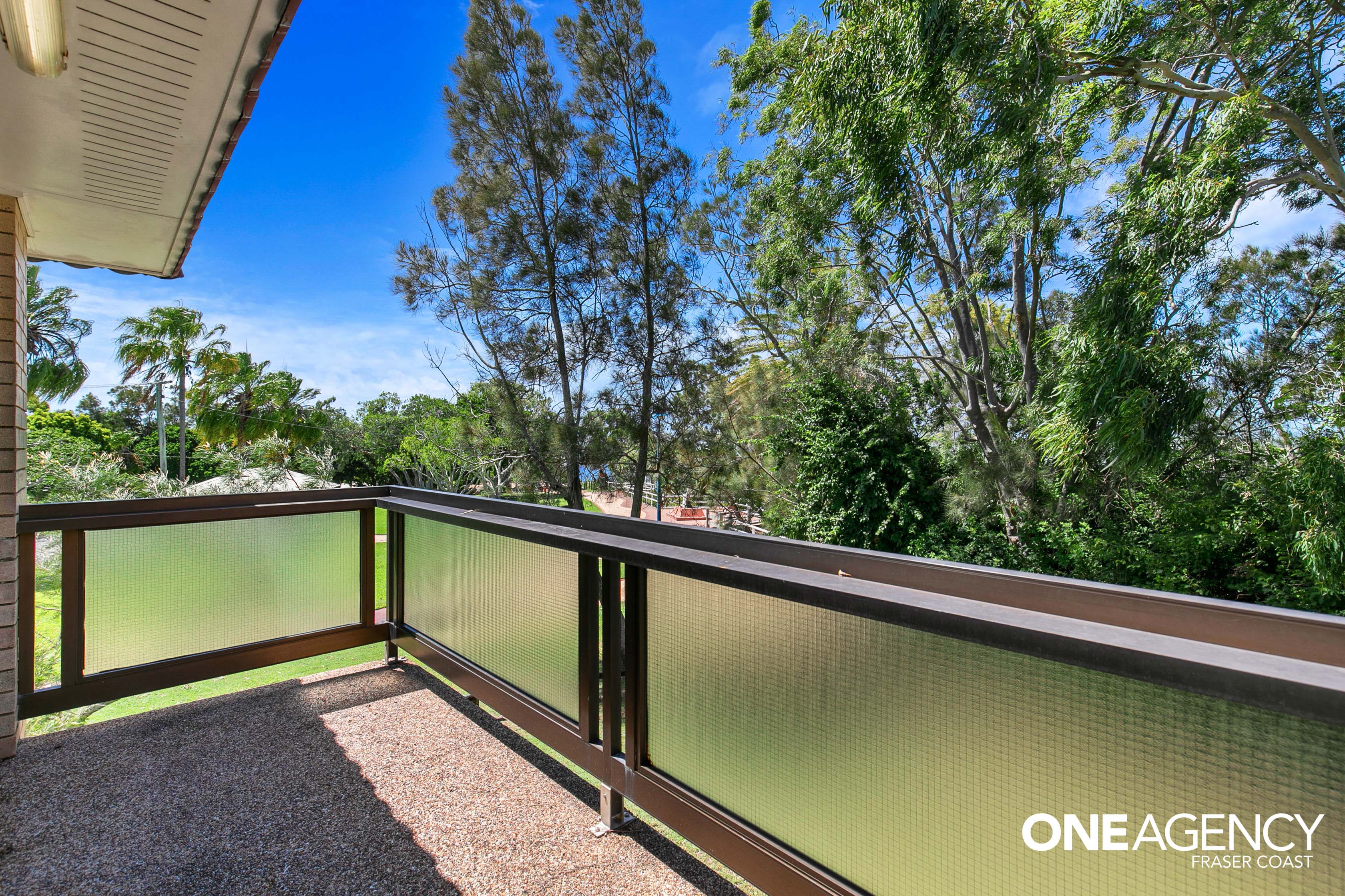4 / 2 James Street, Urangan