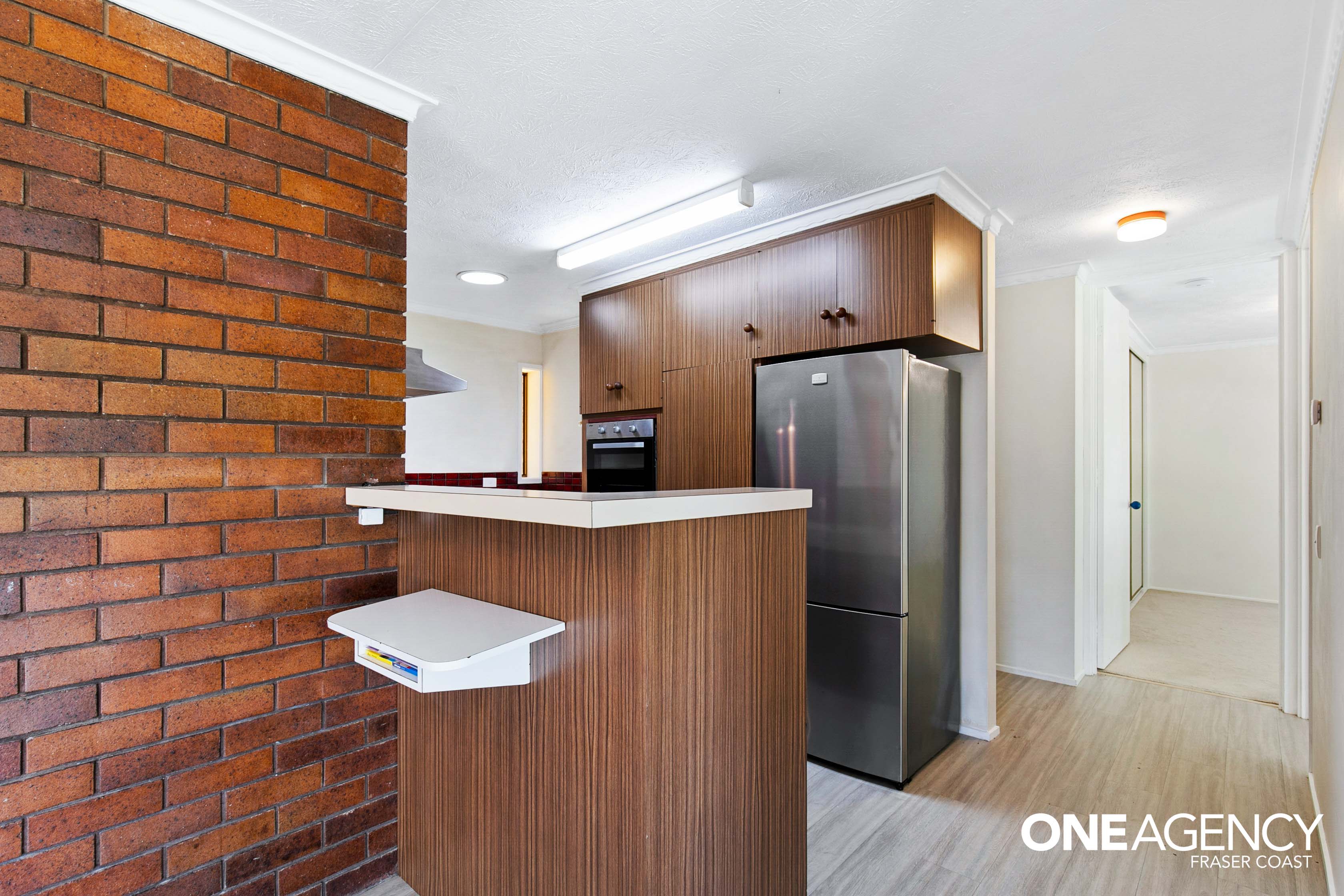 4 / 2 James Street, Urangan