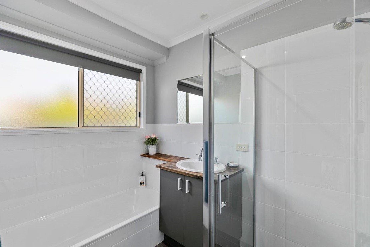 12 Rocky Court, Kawungan
