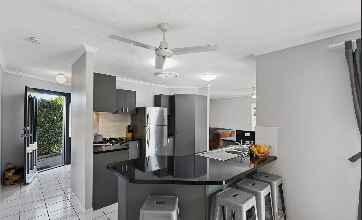 12 Rocky Court, Kawungan