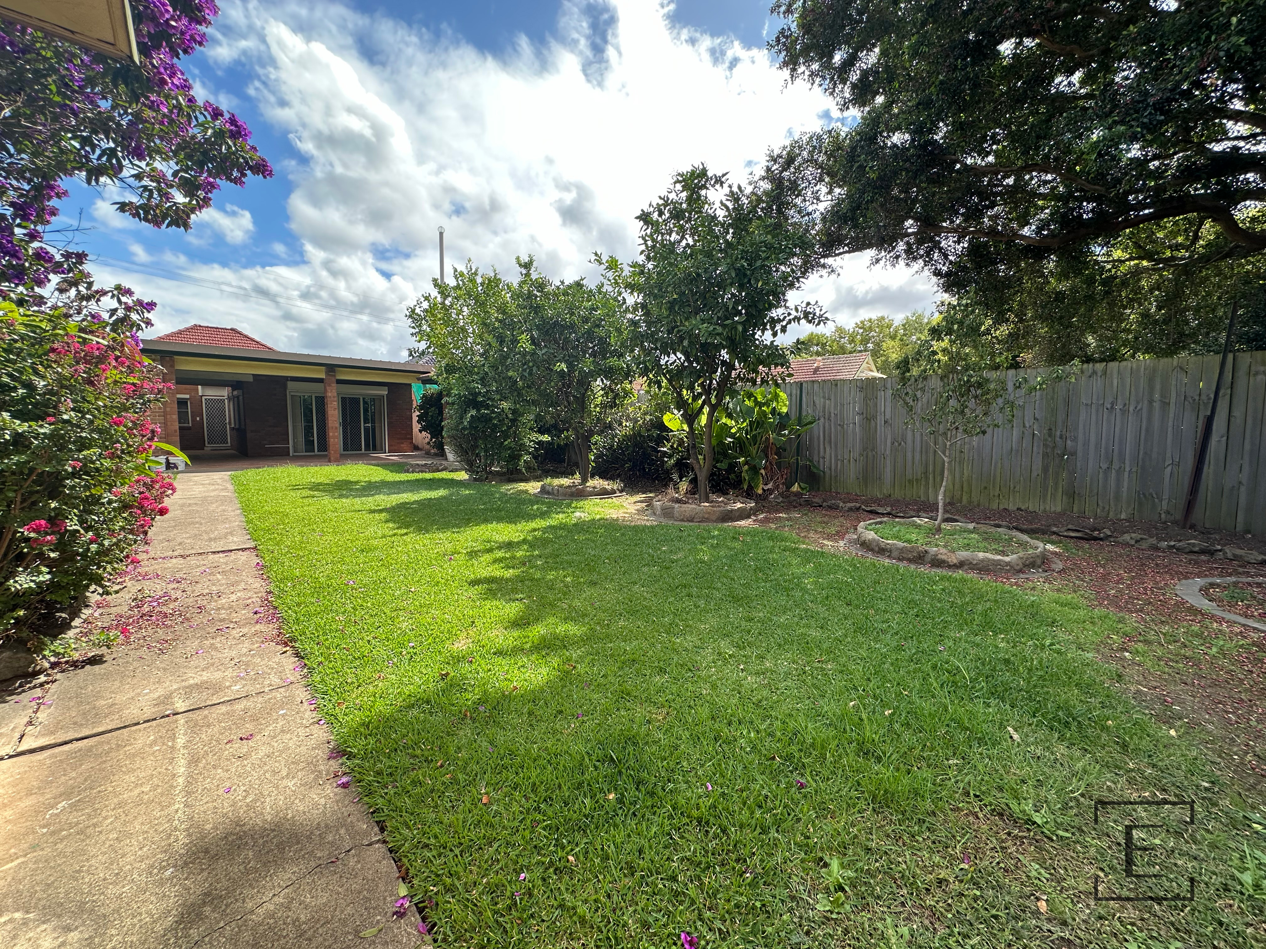 221 Queen Street, Concord West