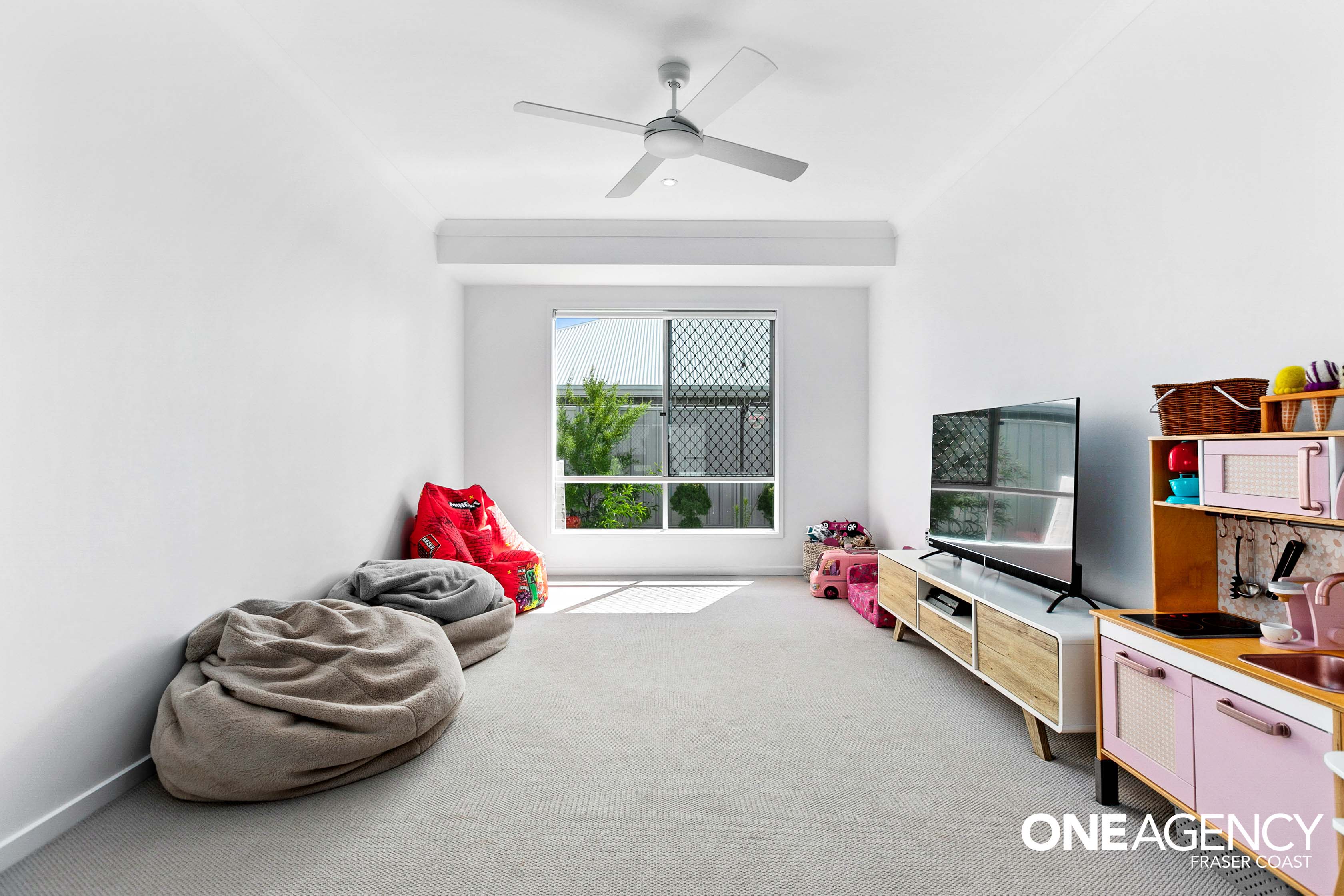 18 Quarterdeck Avenue, Pialba