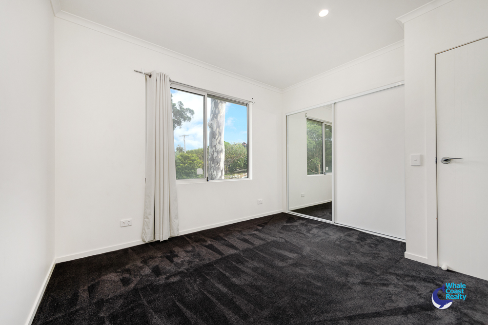 12 Collins Crescent, Narooma