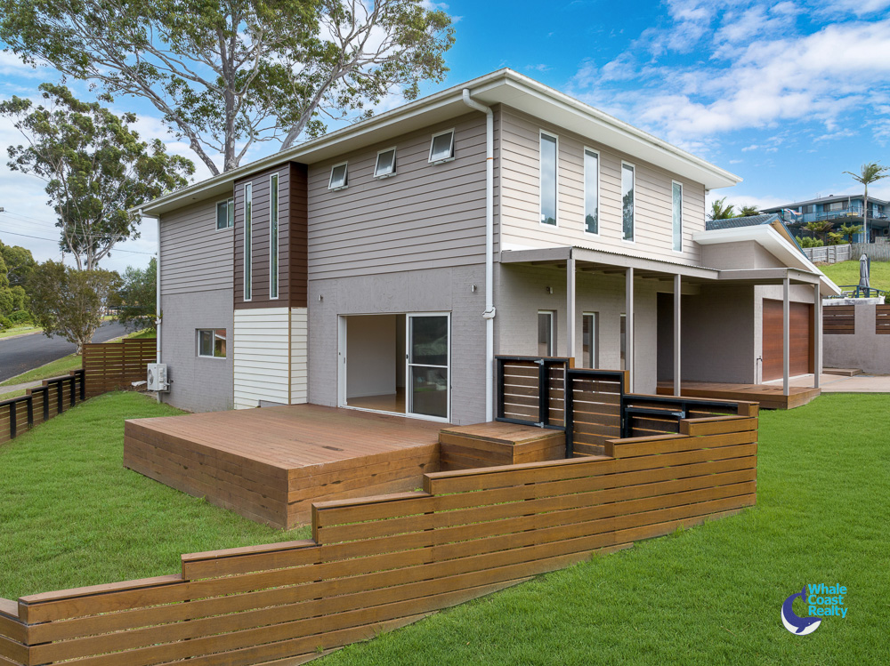 12 Collins Crescent, Narooma