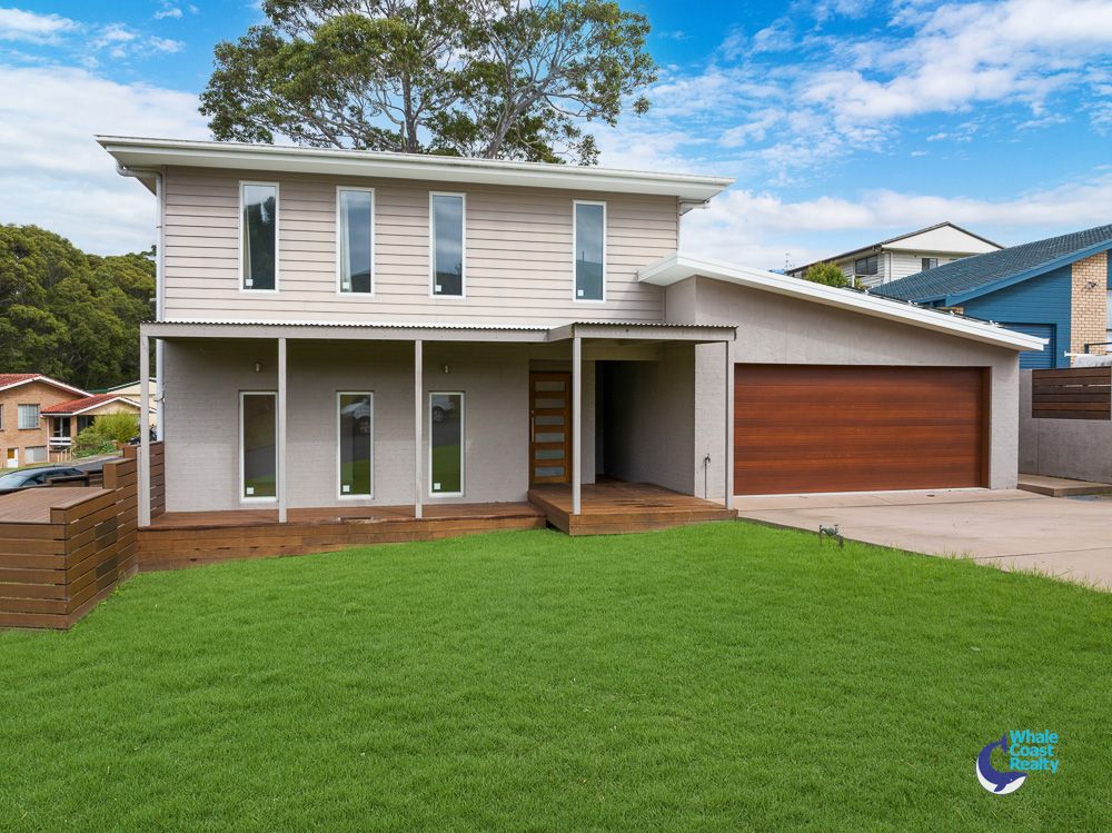 12 Collins Crescent, Narooma