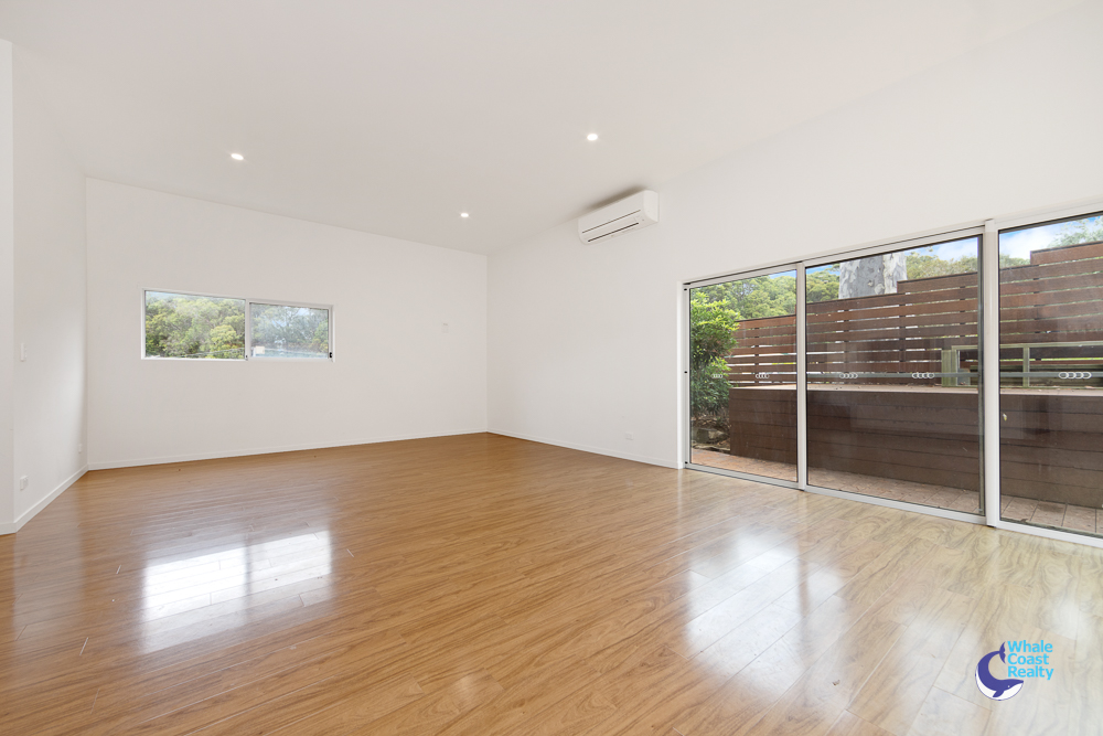 12 Collins Crescent, Narooma