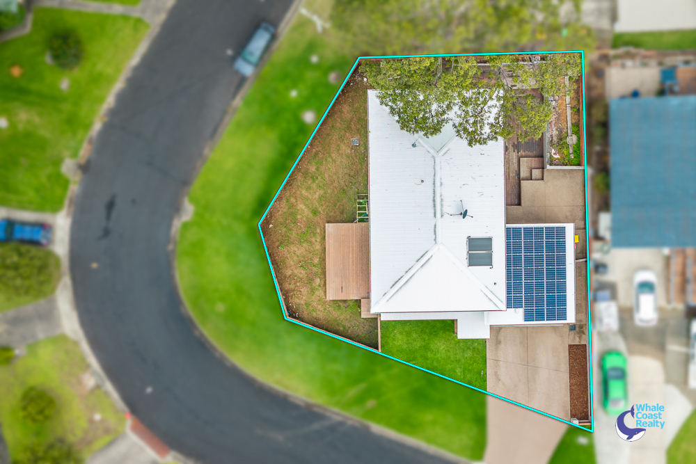 12 Collins Crescent, Narooma