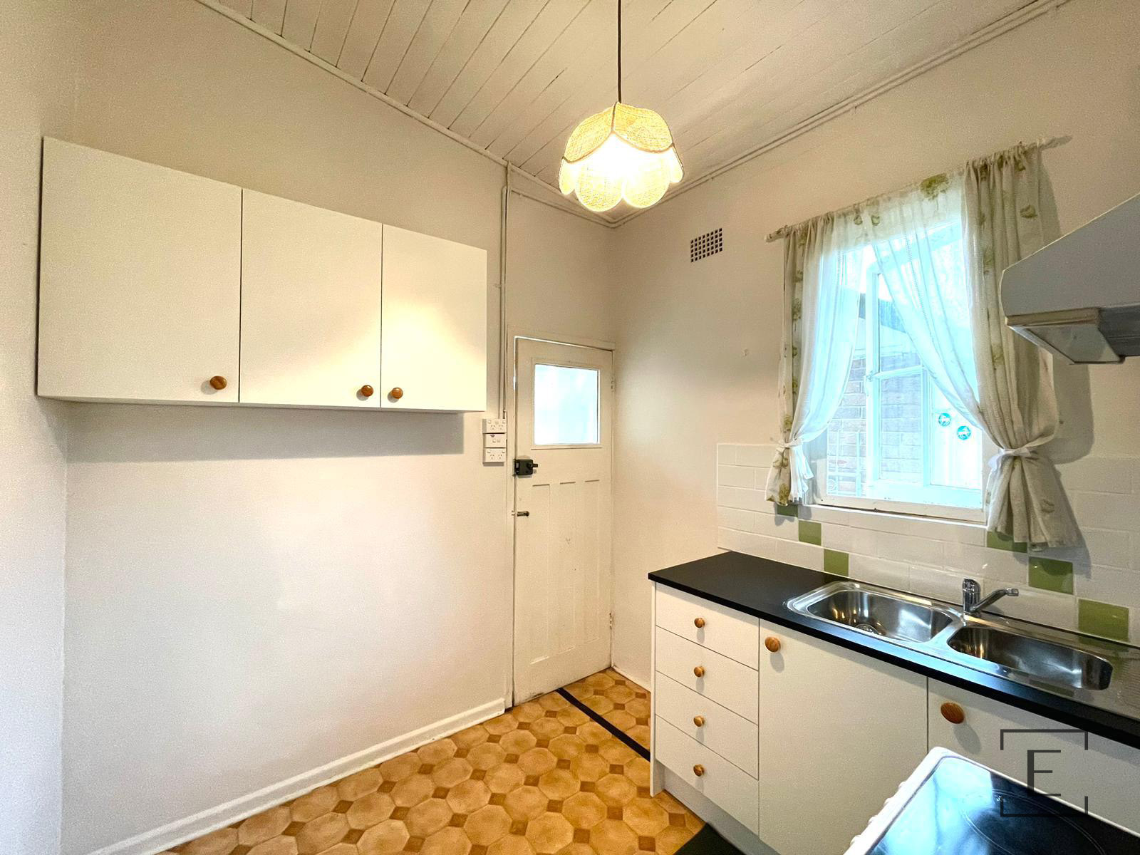 2 / 142 Hawthorne Parade, Haberfield