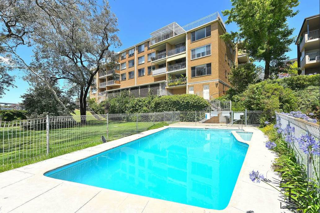 7 / 13 Bortfield Drive, Chiswick