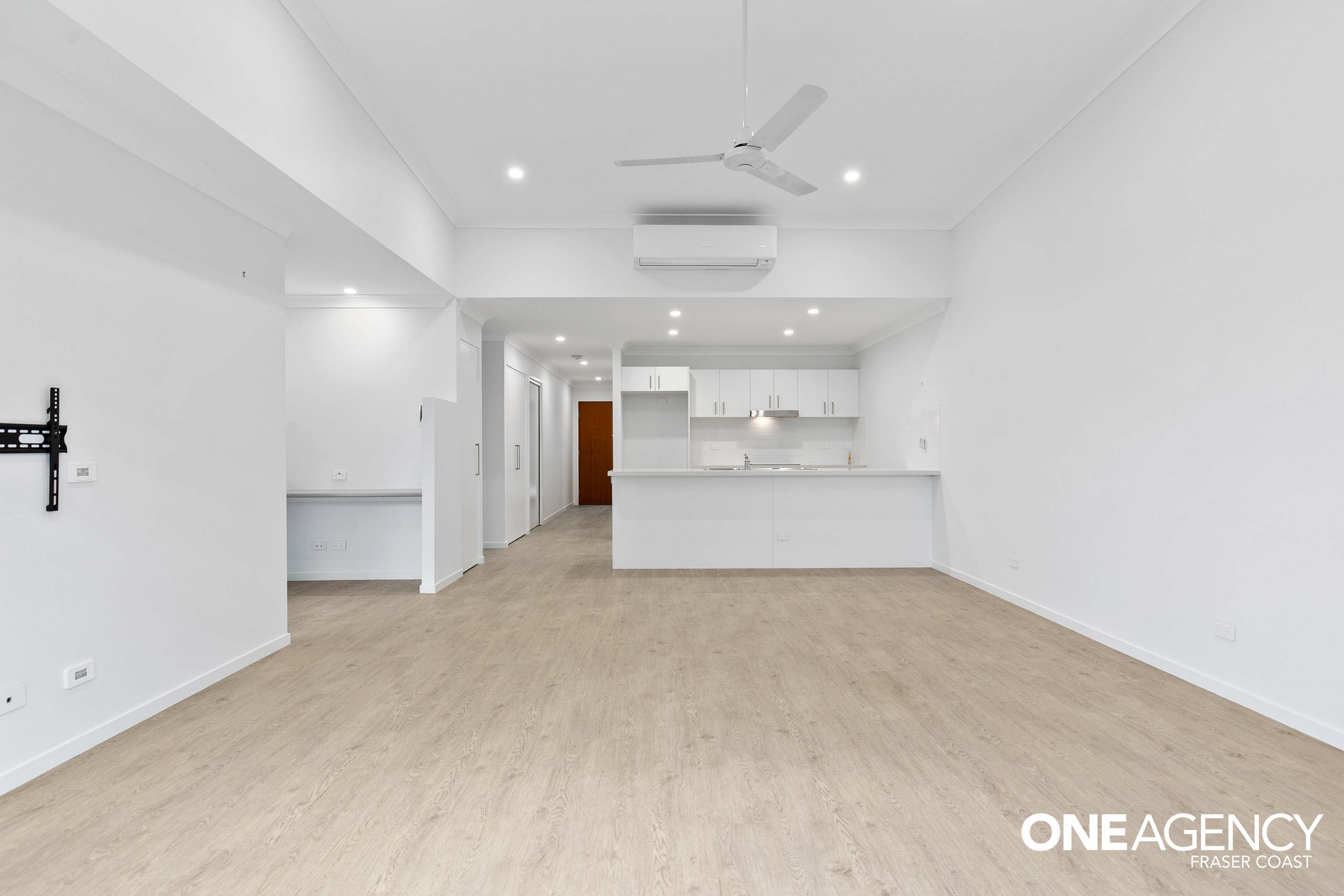 21 / 1 Links Court, Urraween
