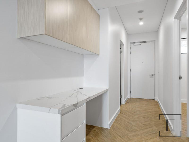 201 / 50 Amy Street, Regents Park