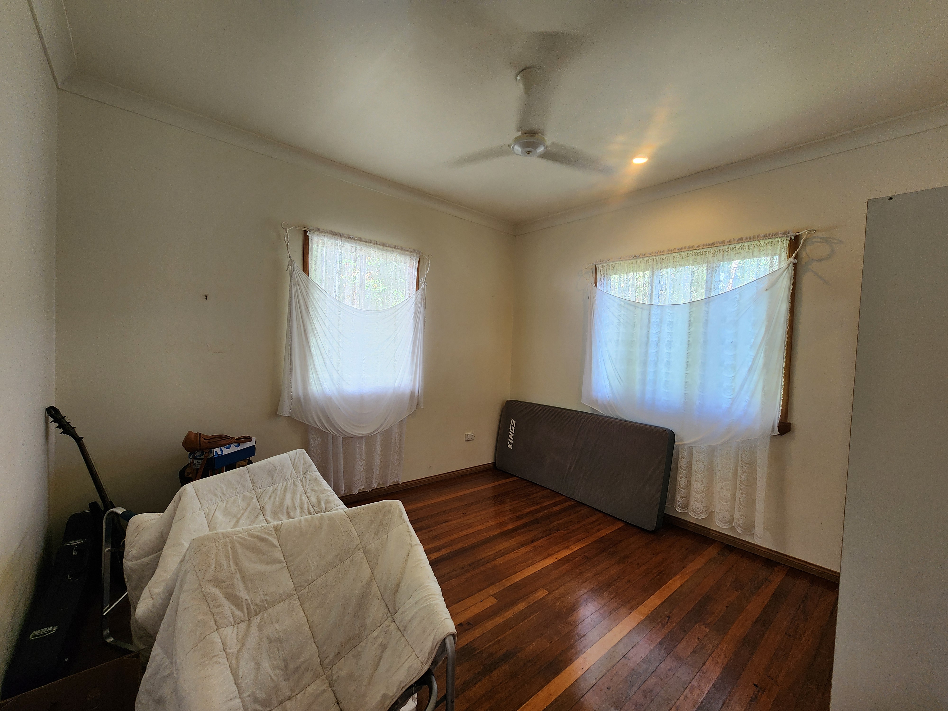 8 Rose Street, Atherton